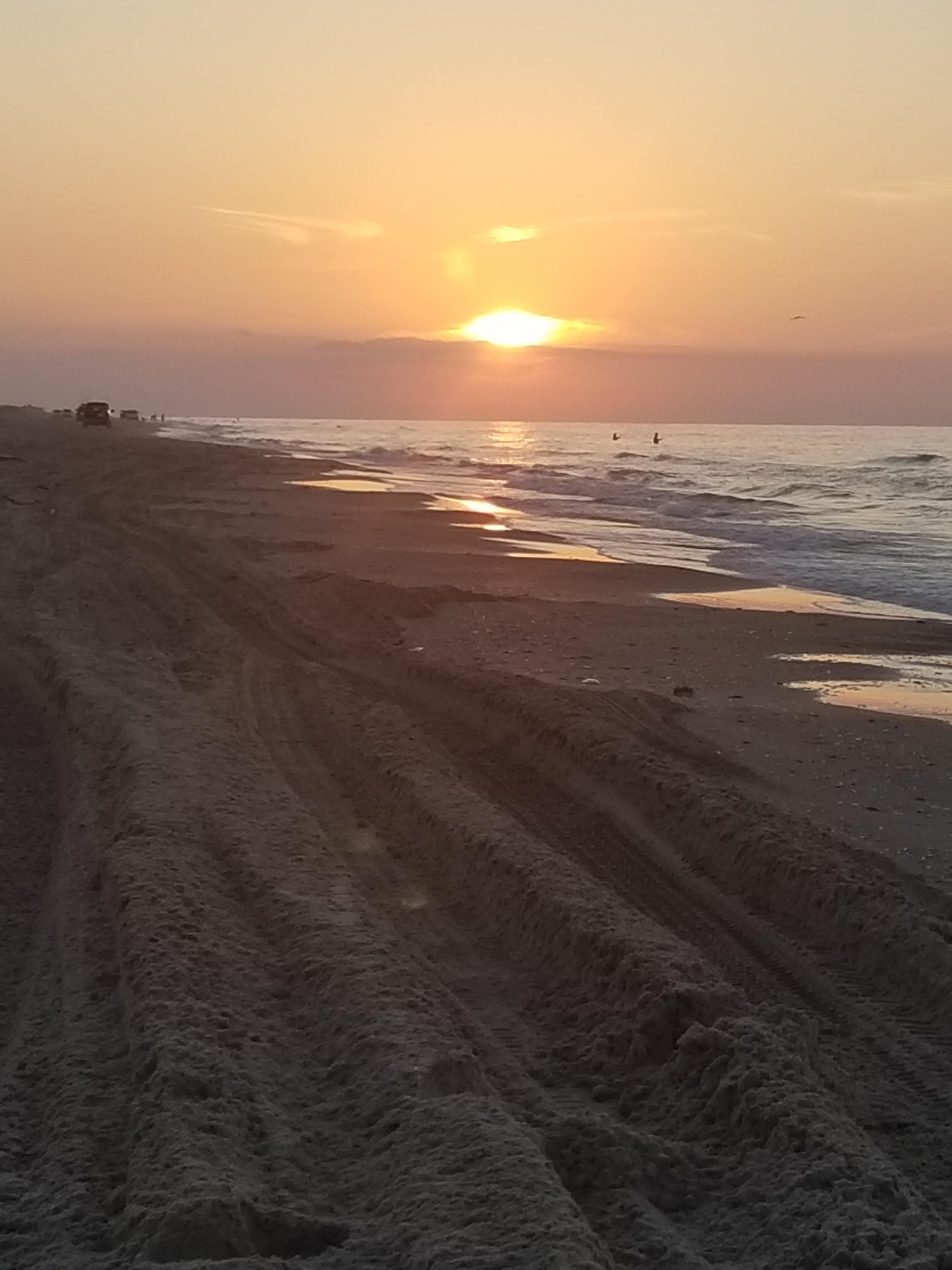 Sunrise at matagorda r/texas