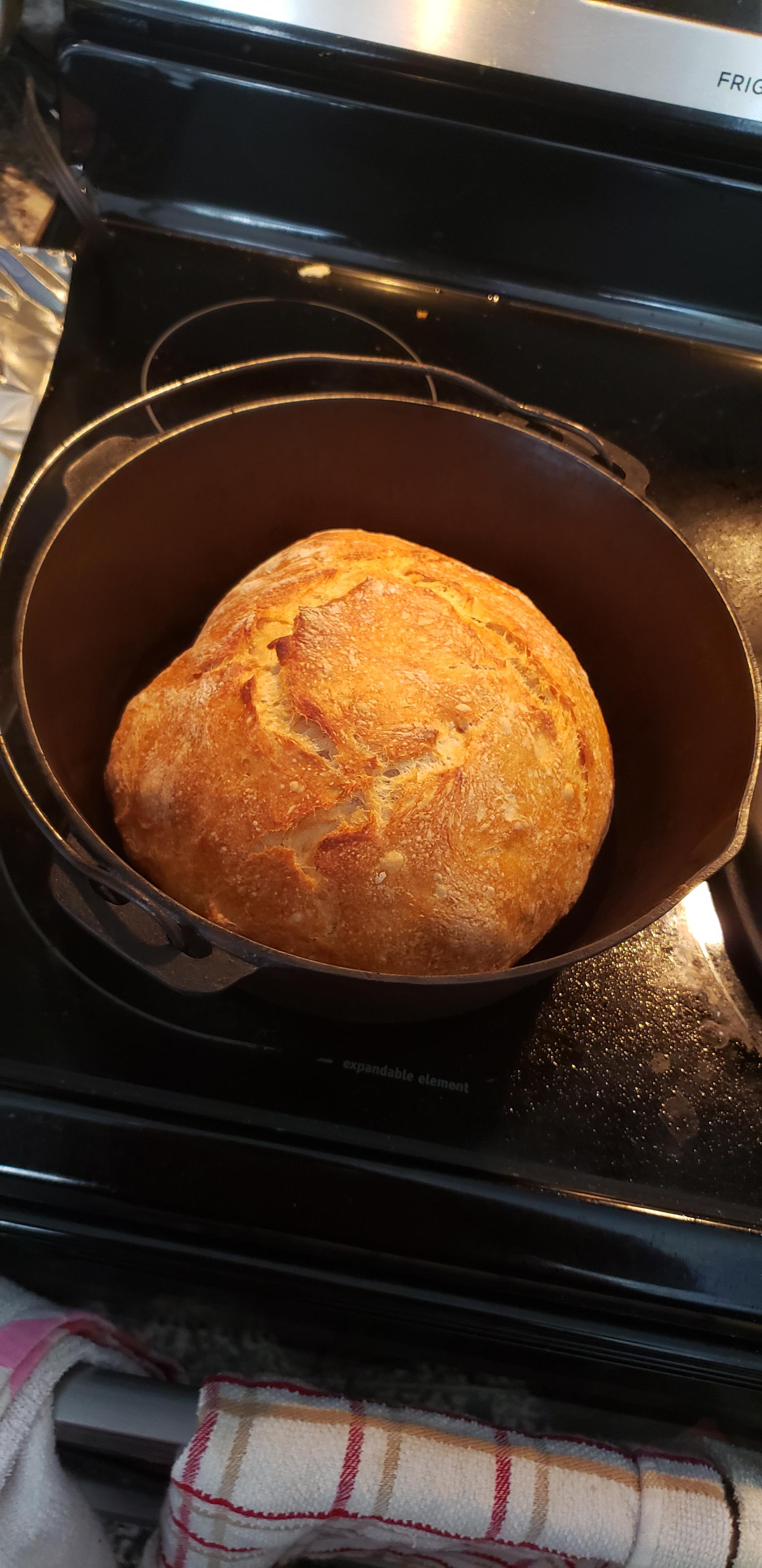 Just made my first loaf in my dutch oven! r/Breadit