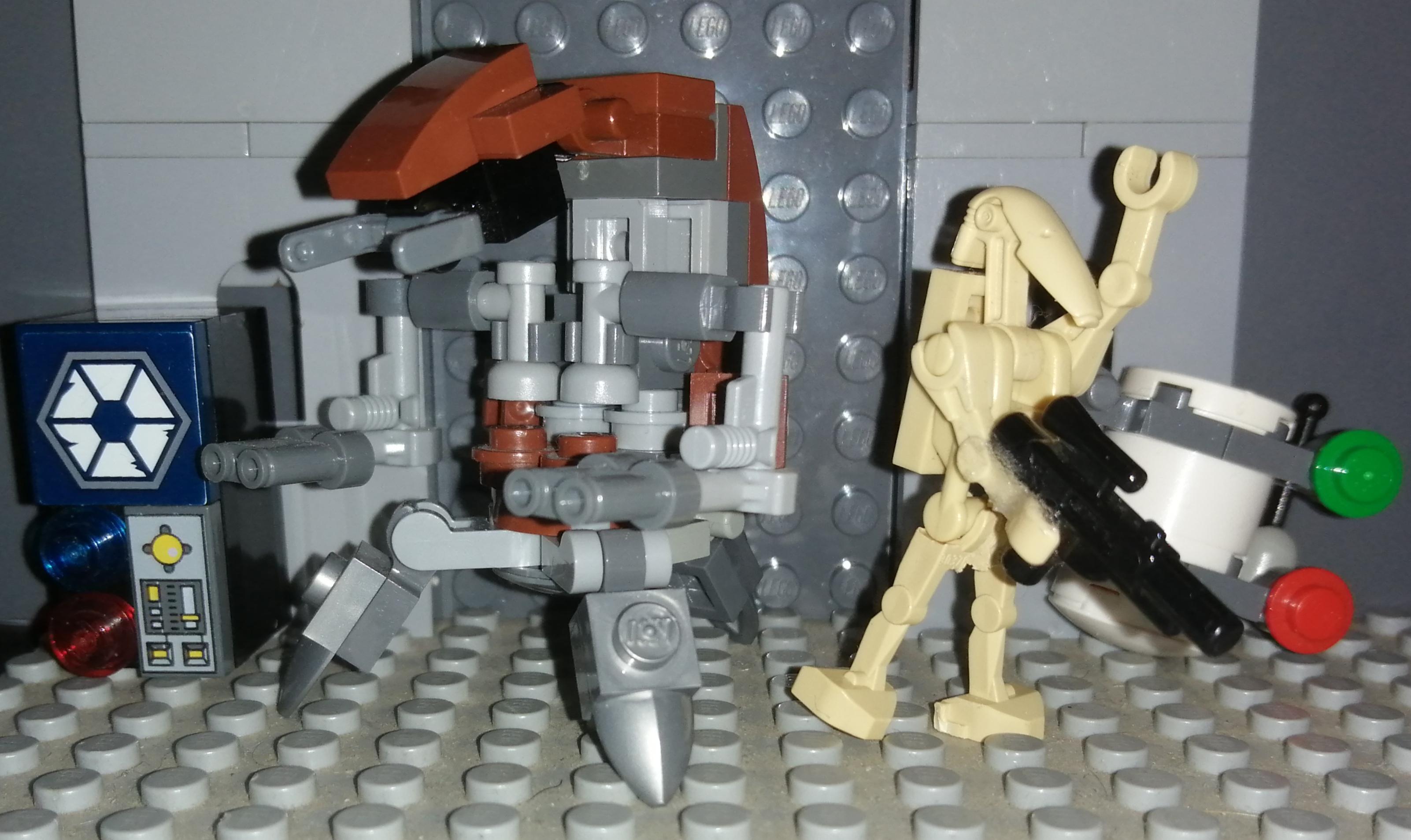 Lego custom droideka and B1 battle droid ready to fight for your