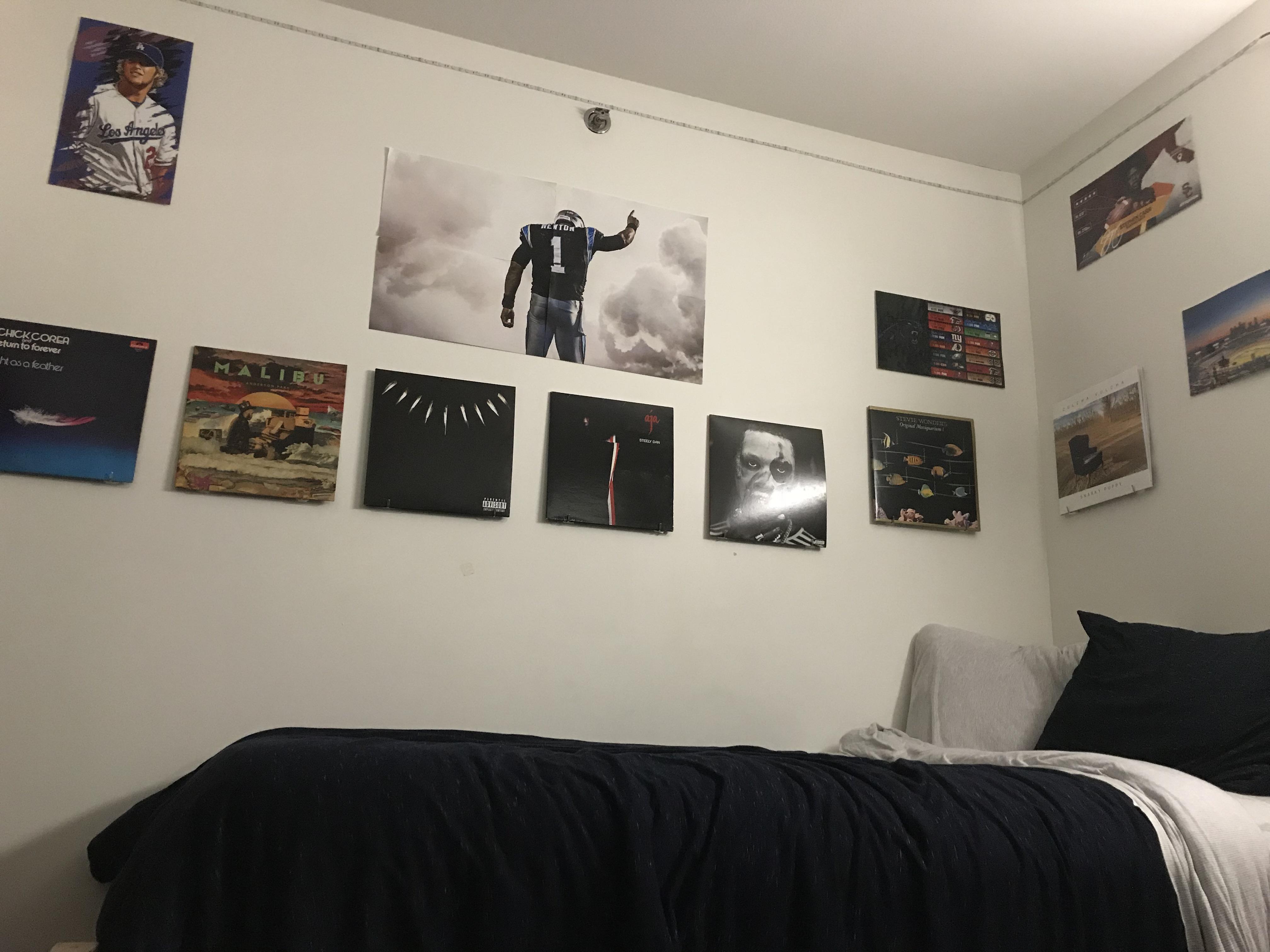 Just finished setting up my dorm room! Used mini command hooks and 3M