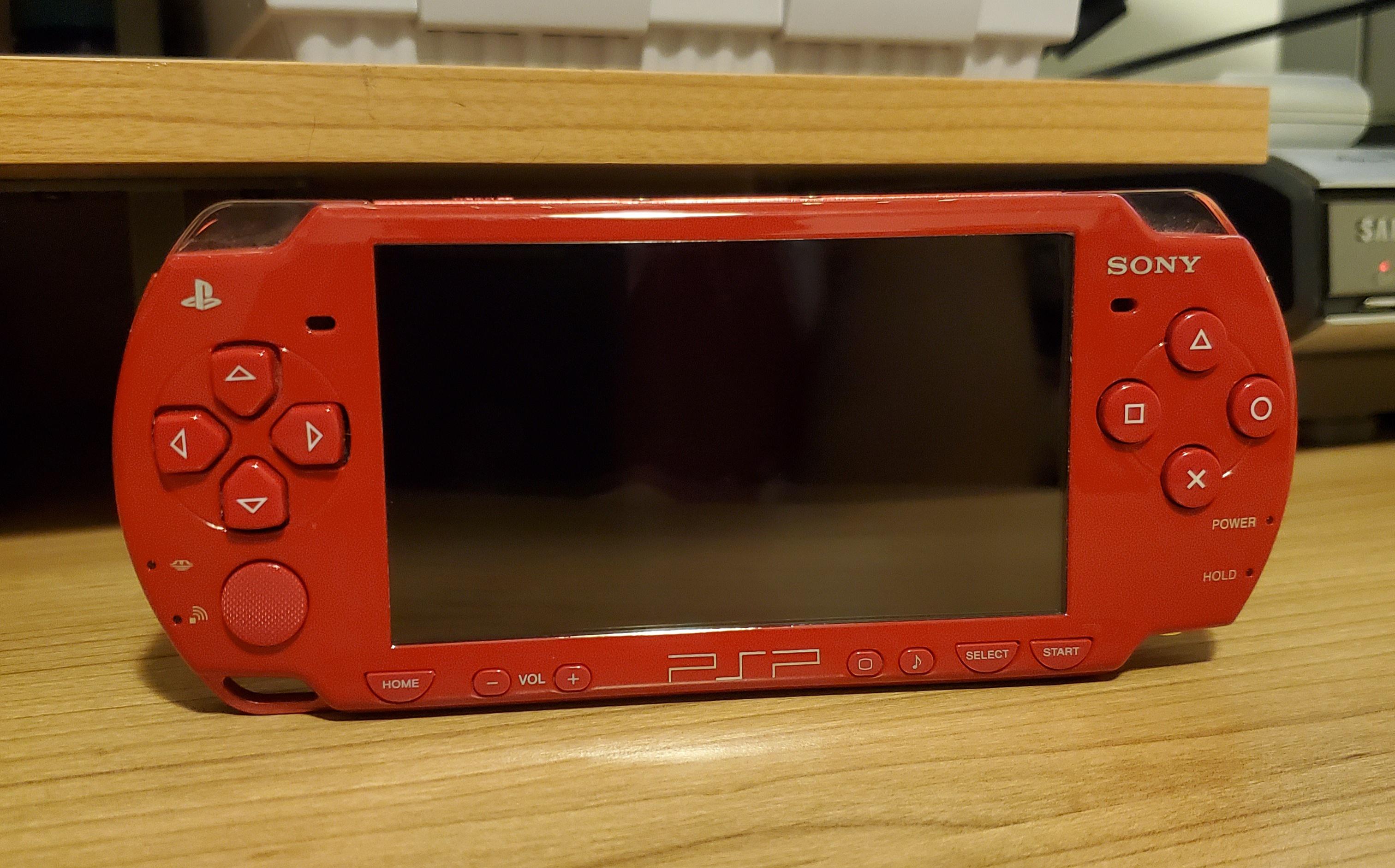 FINALLY found a RED God Of War PSP. I r/PSP
