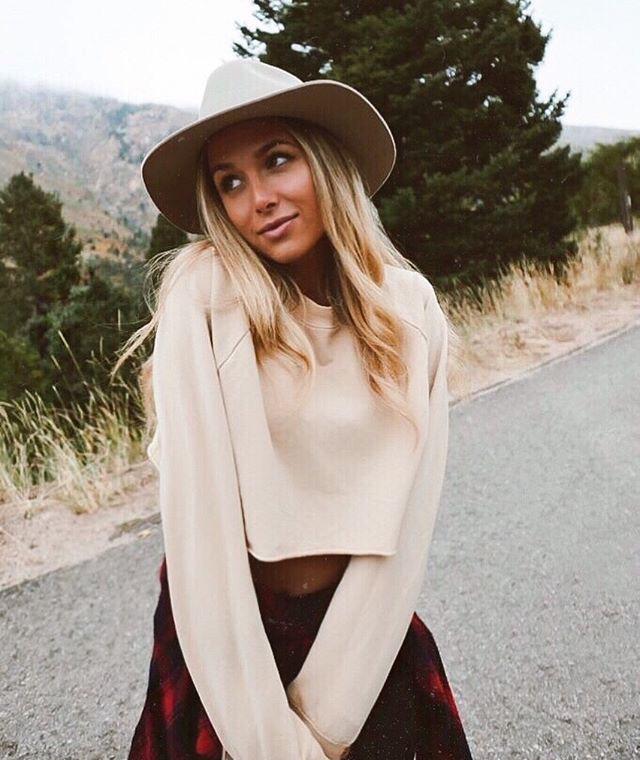 Daniella Grace : AltBlonde