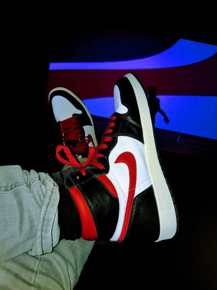 Jordan 1 "Gym Red", red laces make em' pop! r/Sneakers