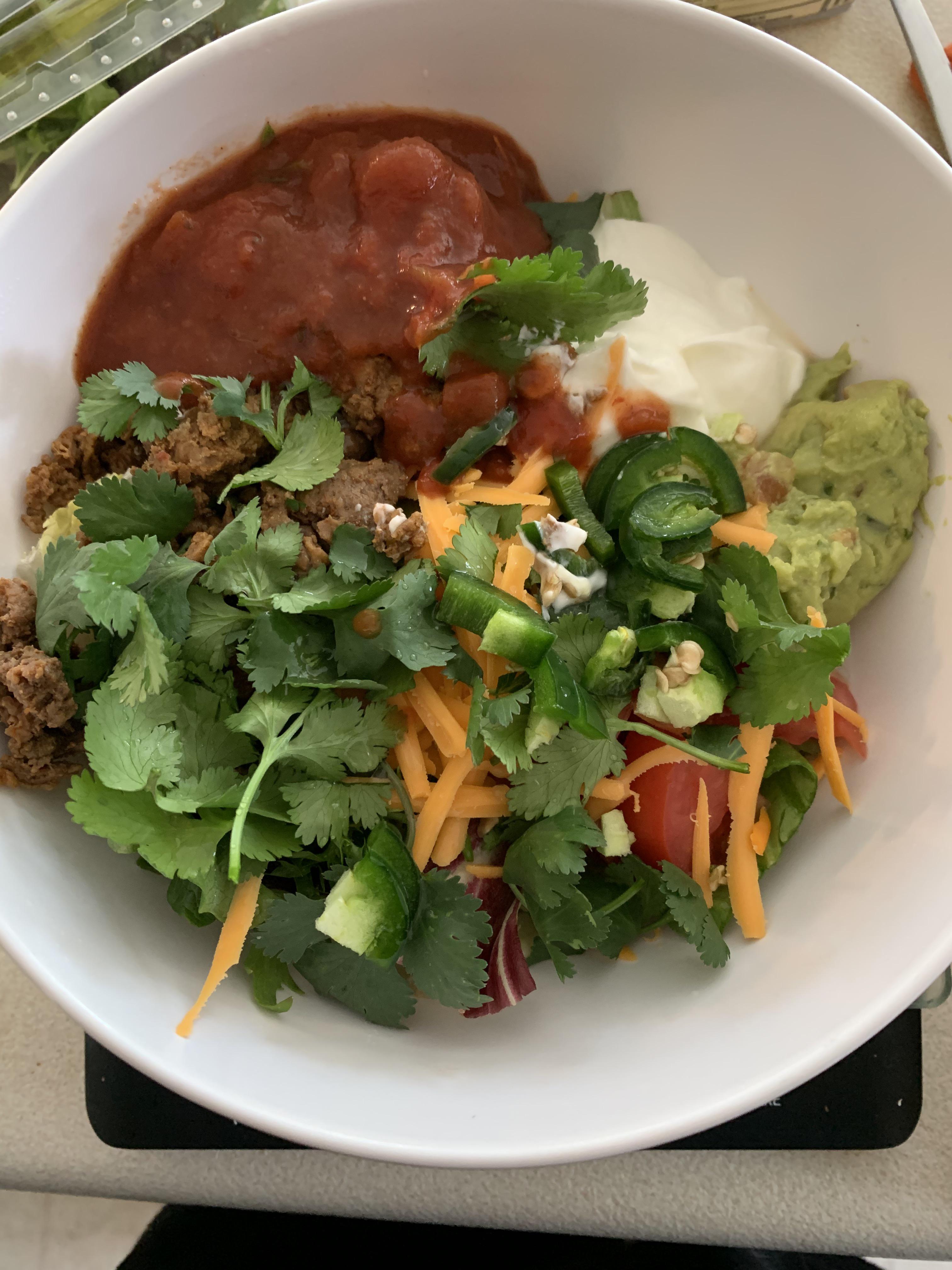 Huge taco salad 470 calories Volumeeating