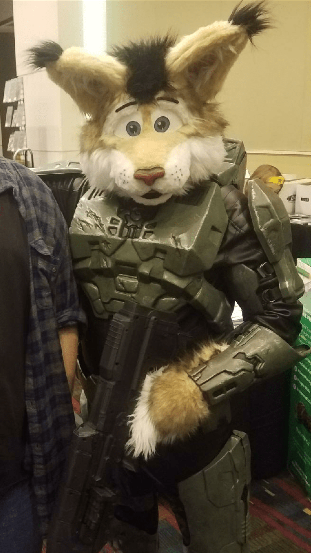 i found out what Chief looks like under the helmet... halo