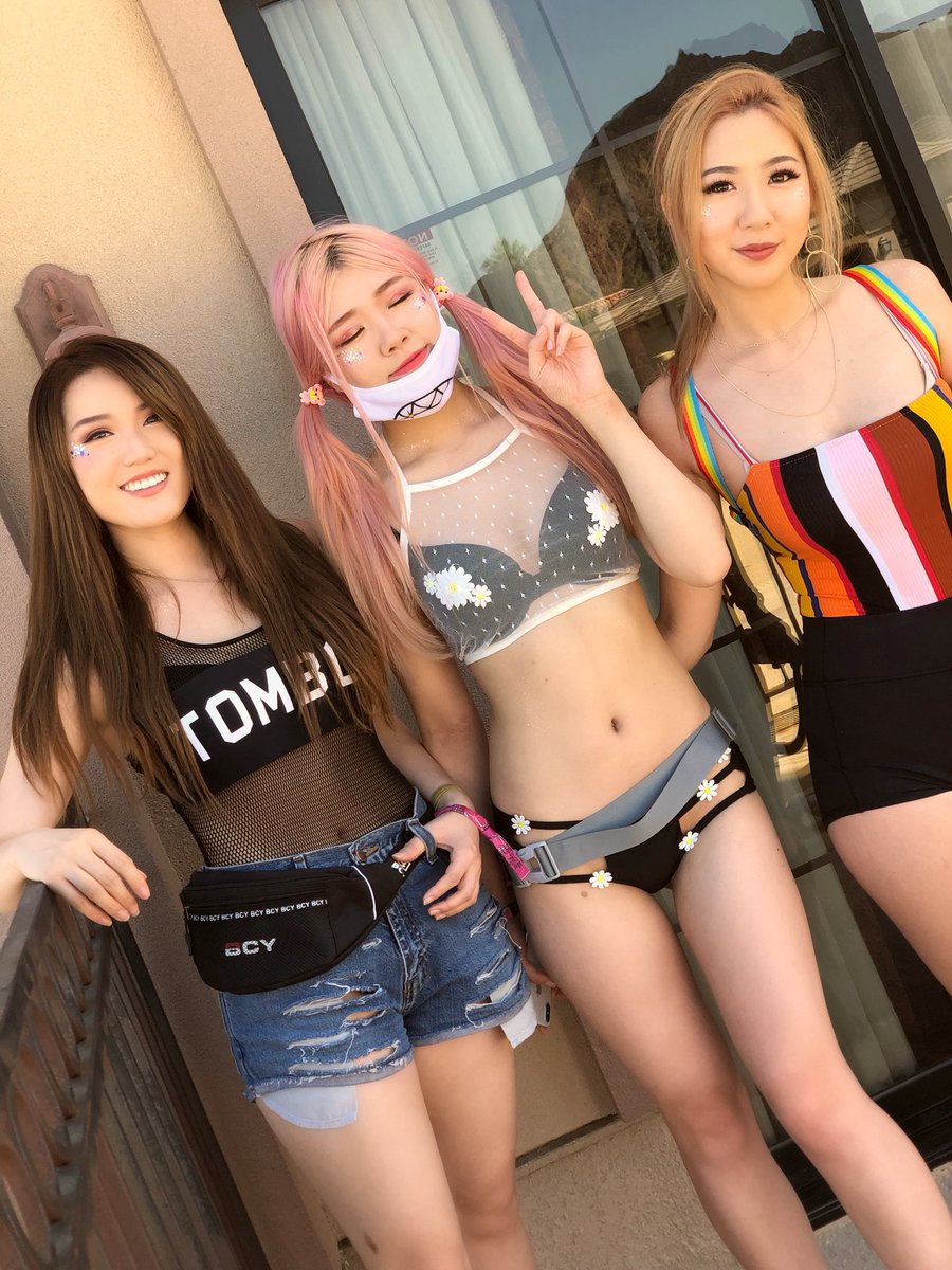 At coachella with the rest r/iGUMDROP