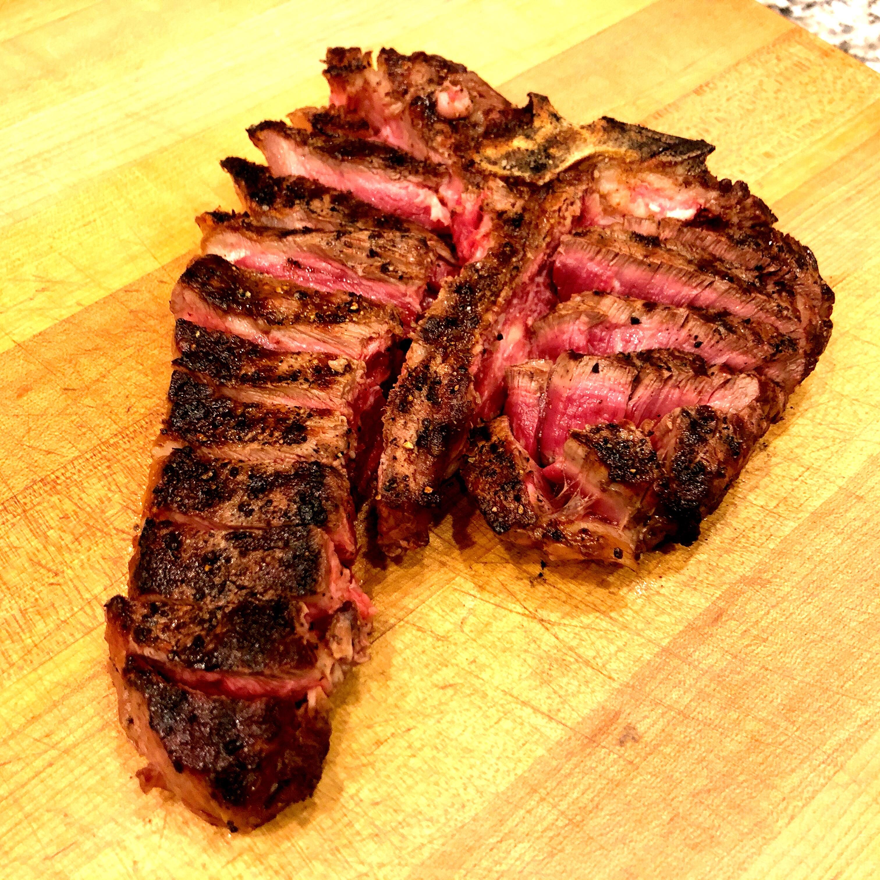 [Homemade] Porterhouse on the grill. r/FoodPorn