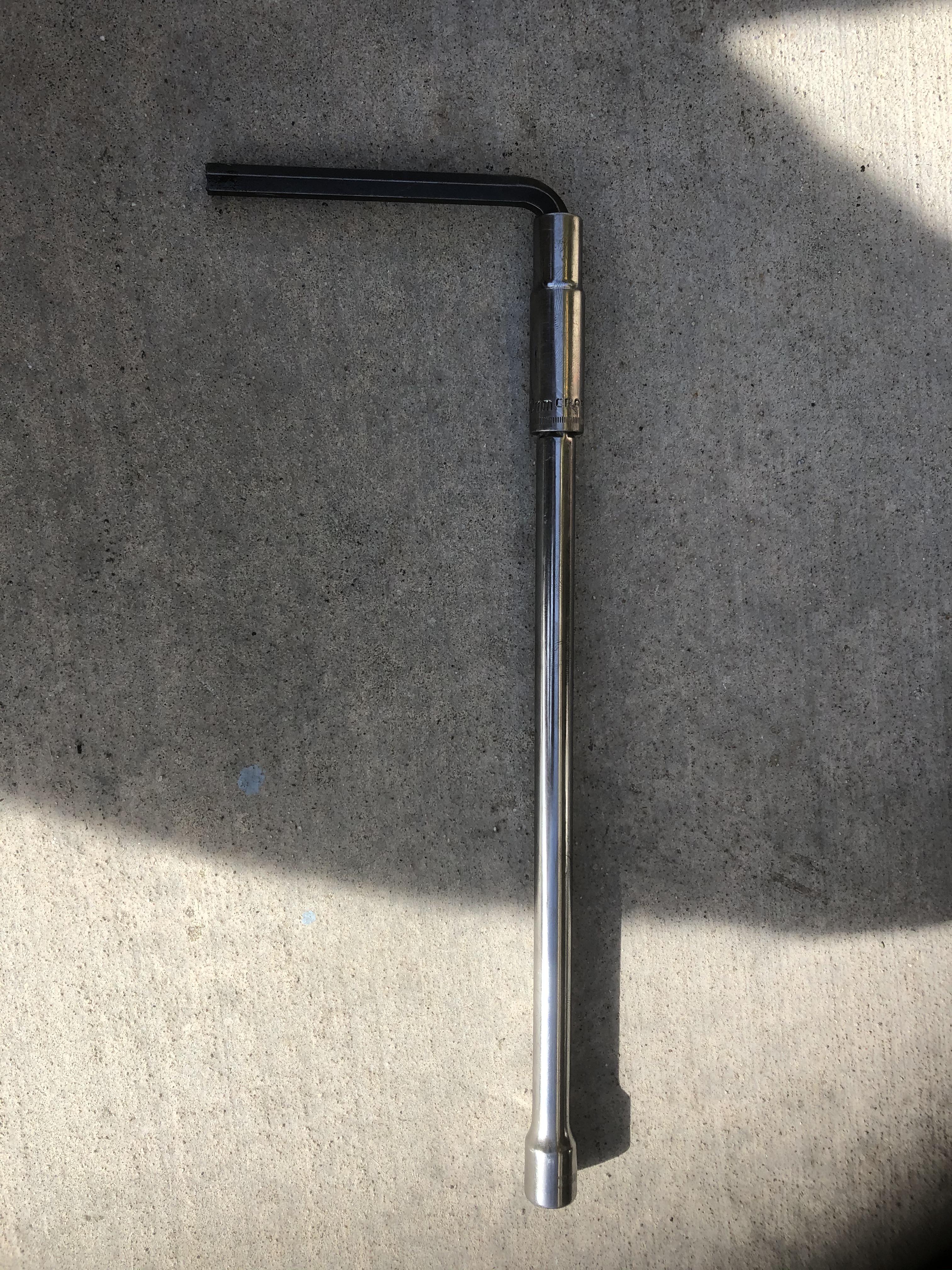 My special VW head bolt removal tool : r/Justrolledintotheshop