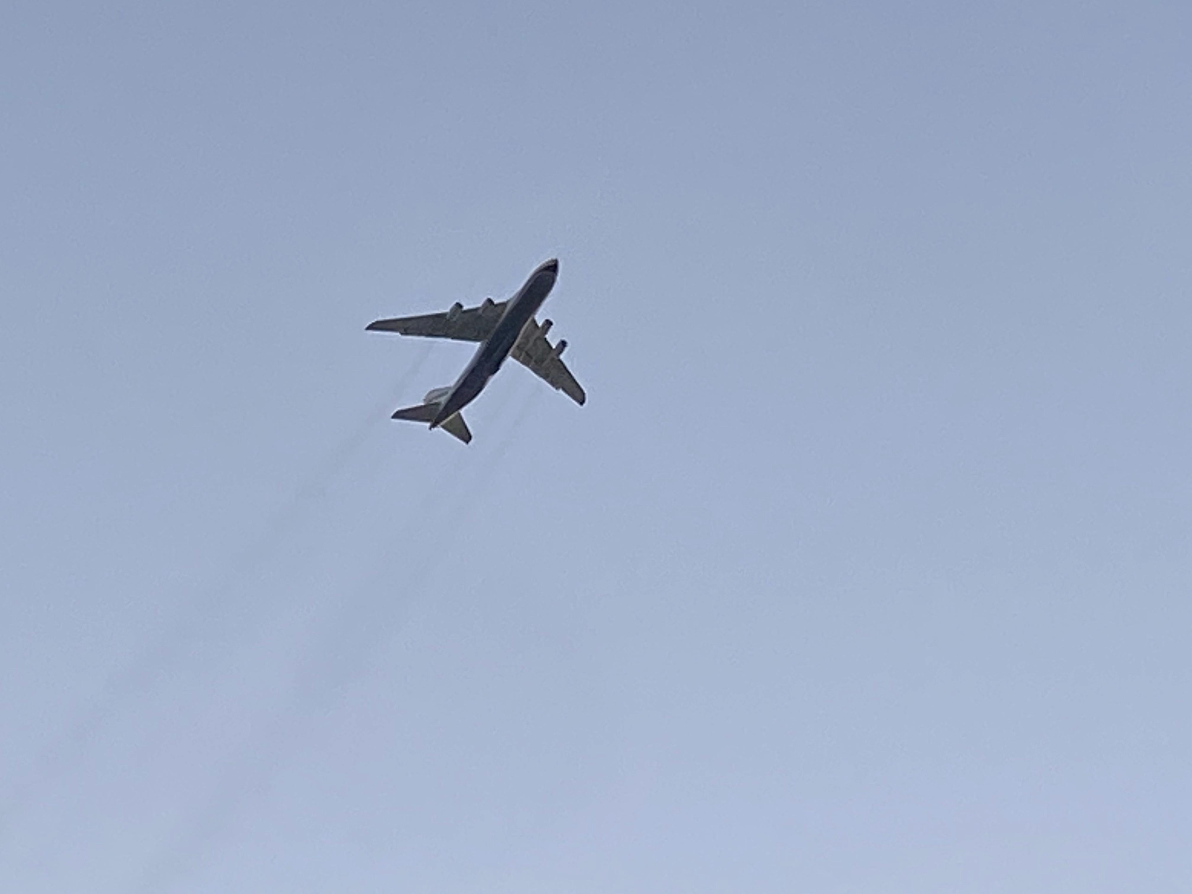 Very loud and large plane spotted over north DFW. Airliner or cargo