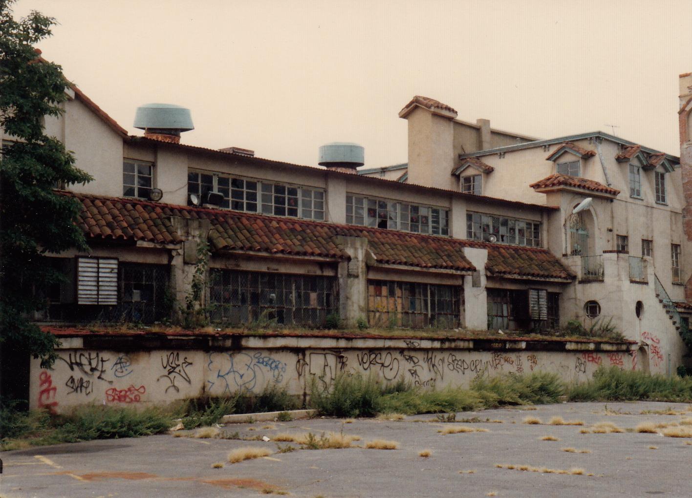 Ruins of Lundy's, 1988 Brooklyn, NY [1416X1020] r/AbandonedPorn