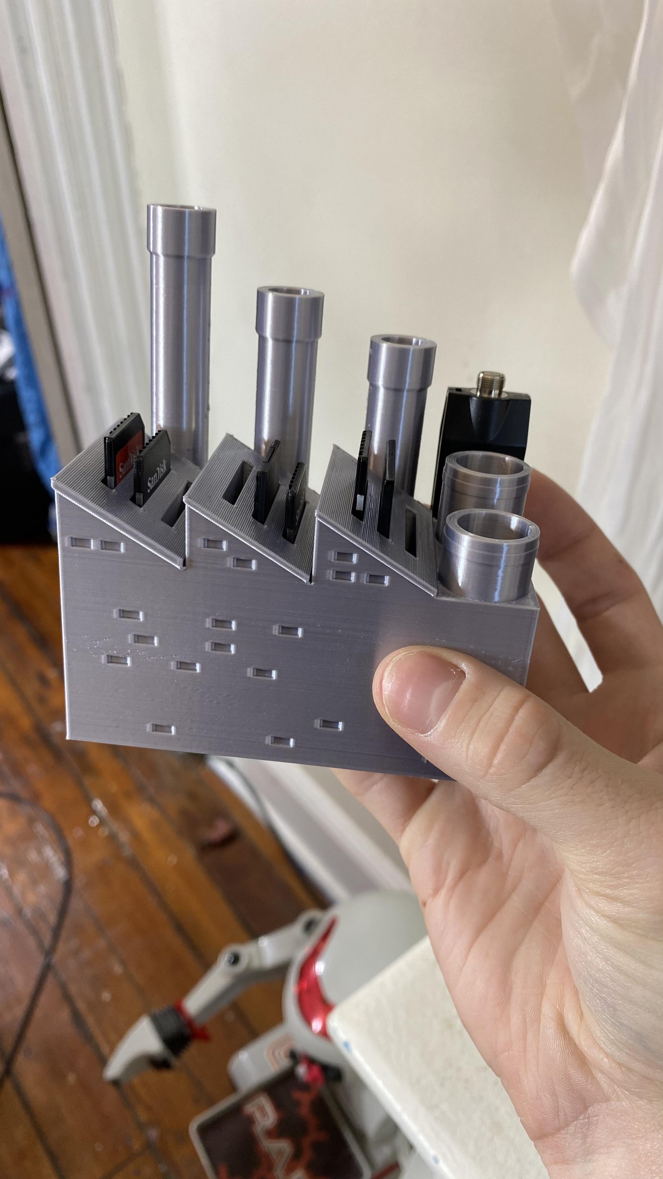 Cool digital & pen artist desk organizer r/DigitalArt