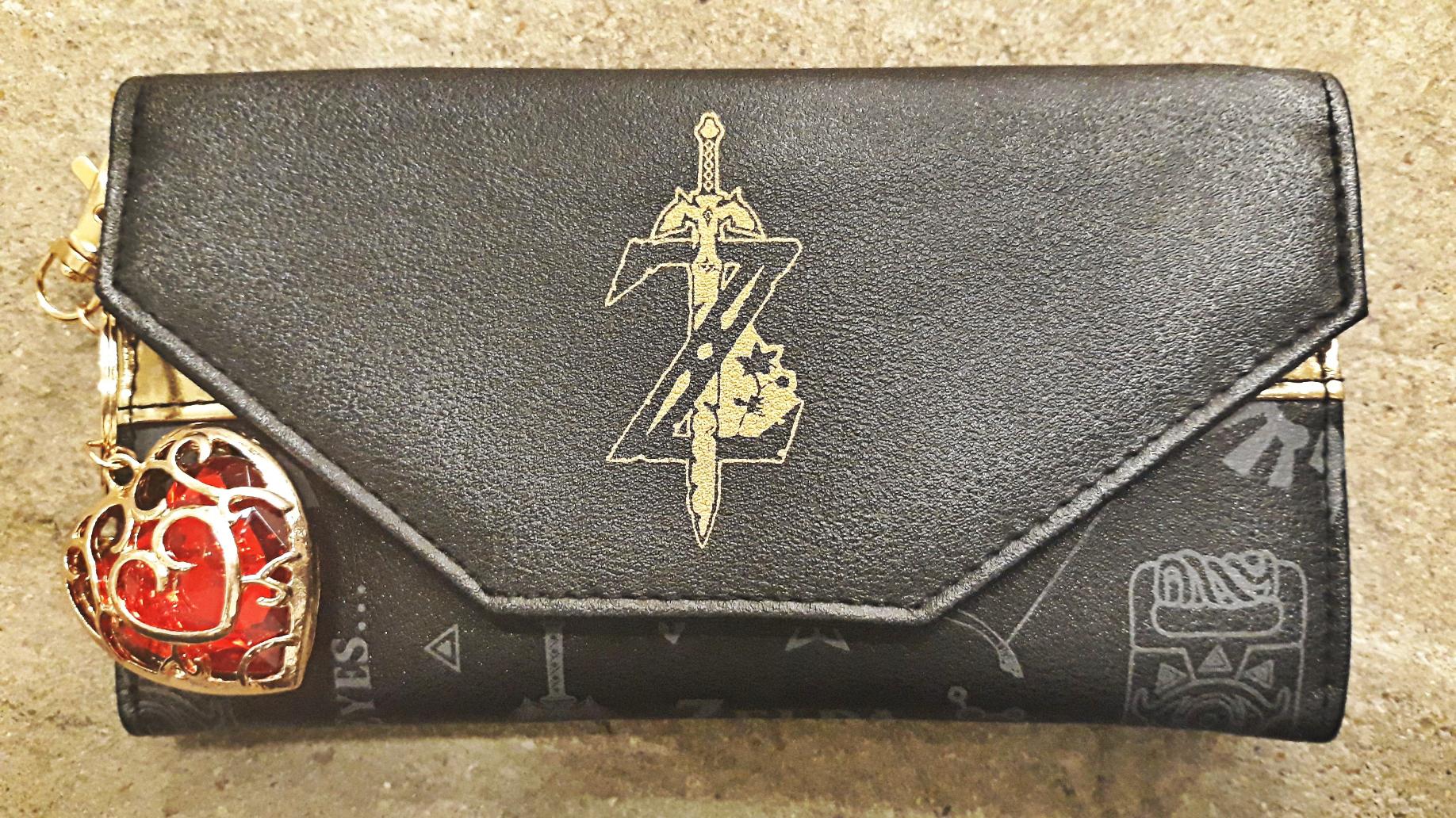 Breath of the wild statue took heart container adultmopa