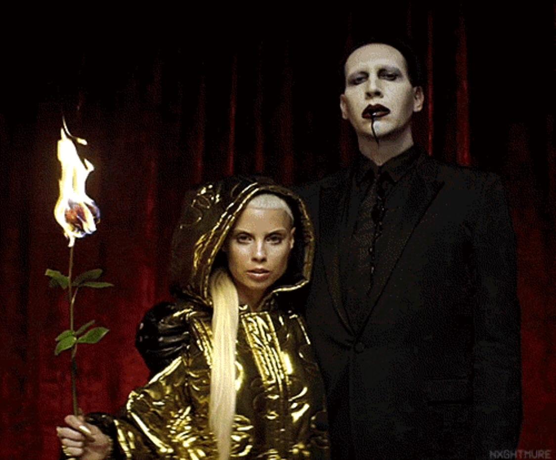 Can’t believe I never knew until very recently that MM was in Die