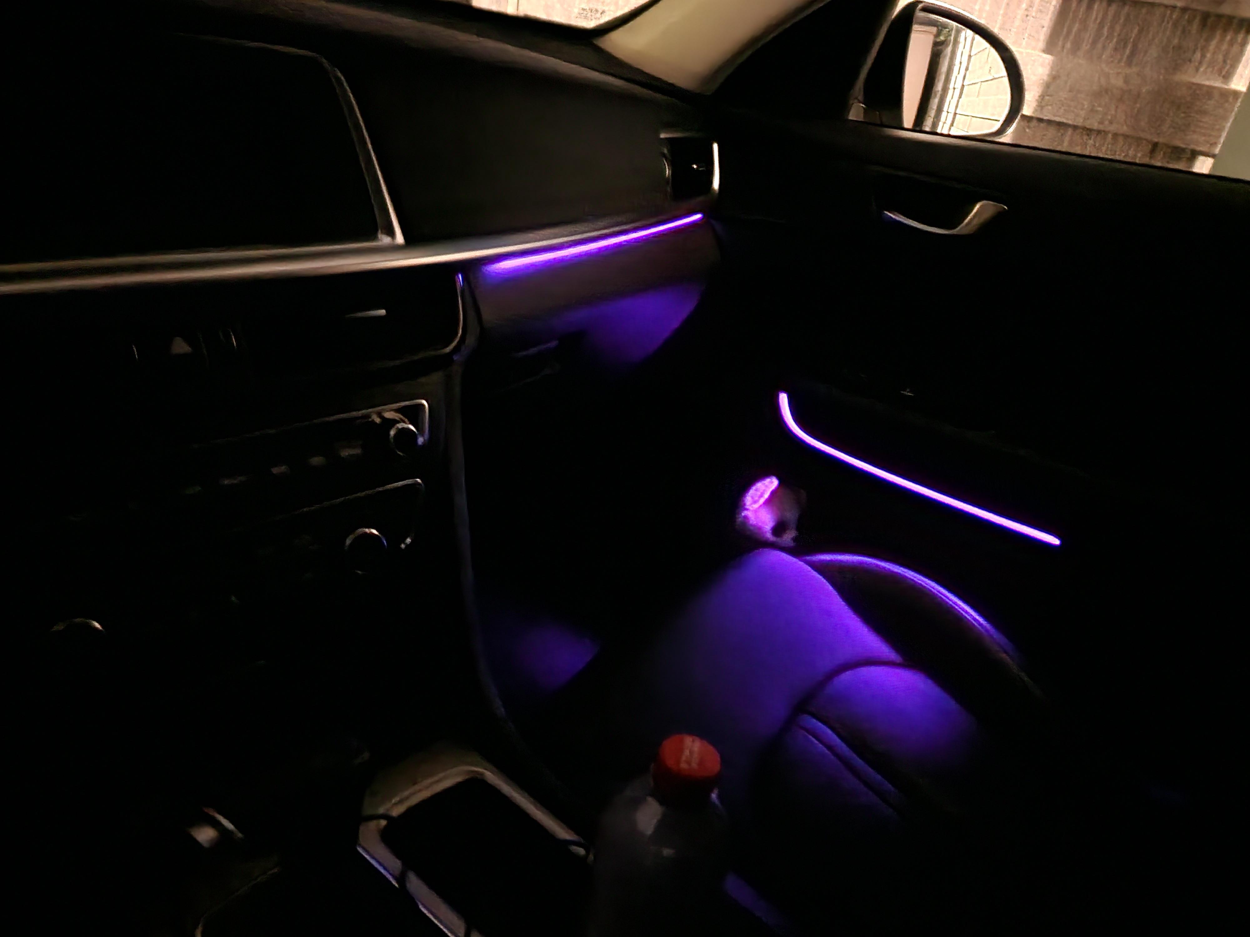 Love the ambient light, I can even set it so it adapts to the drive