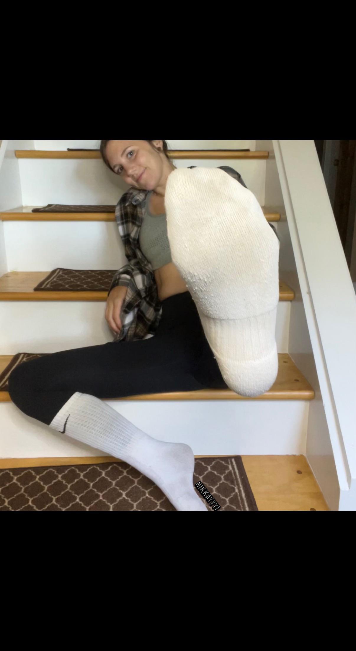 [domme] take a sniff of my sweaty gym socks r/FemdomHumiliation