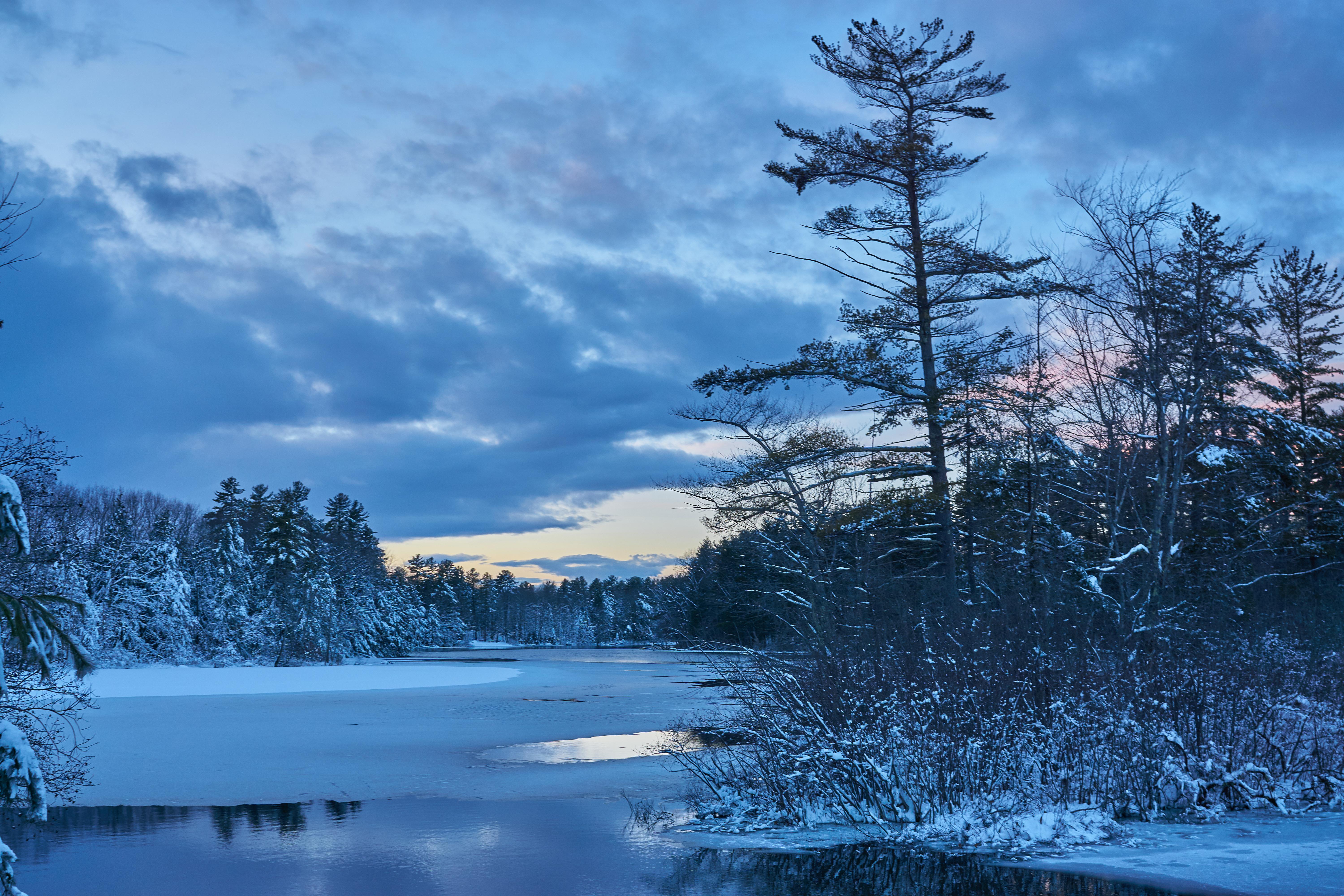 Winter lake at dusk in Maine. r/pics