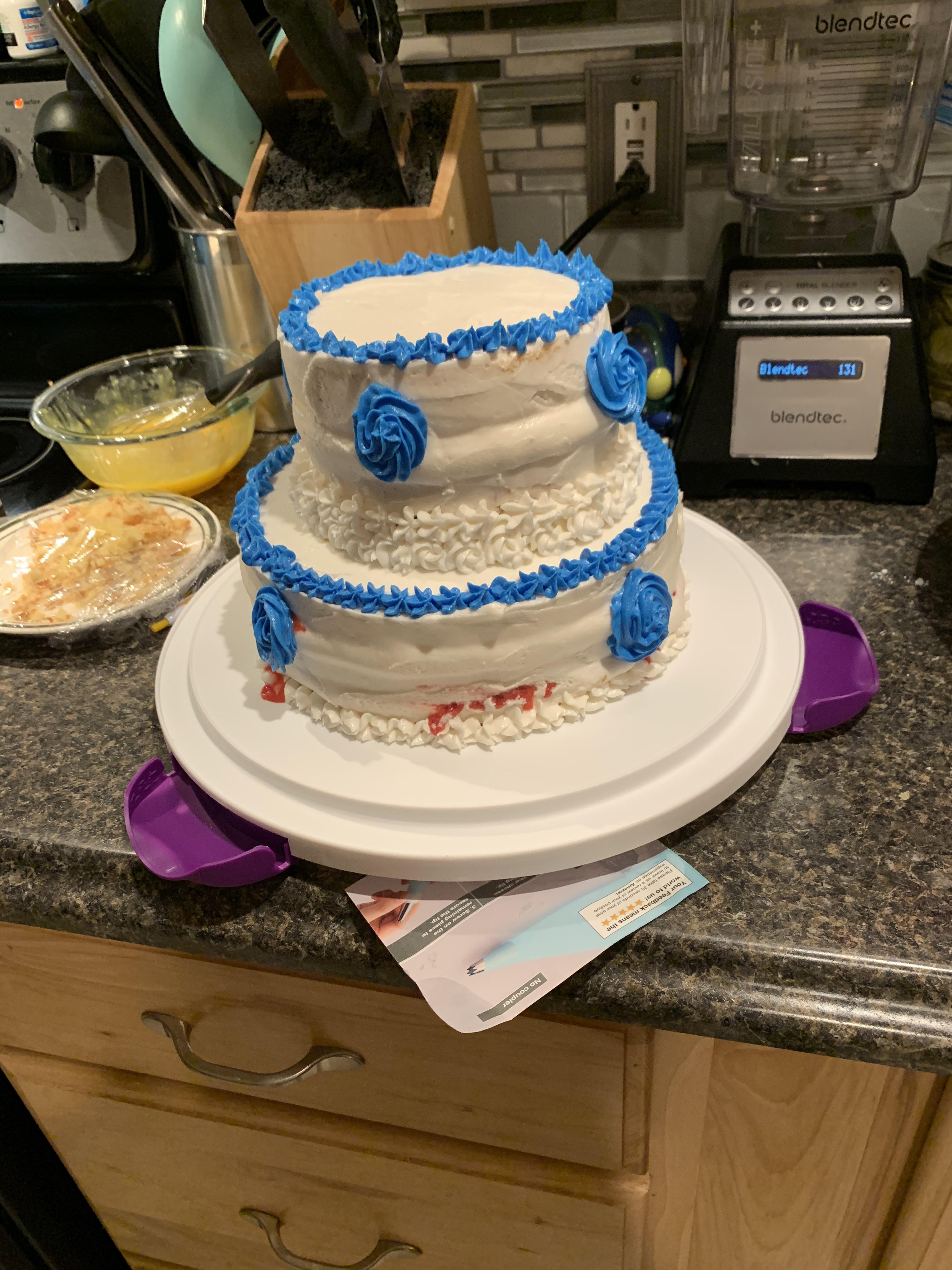 This is the part where I present this cake as my show stopper and Paul