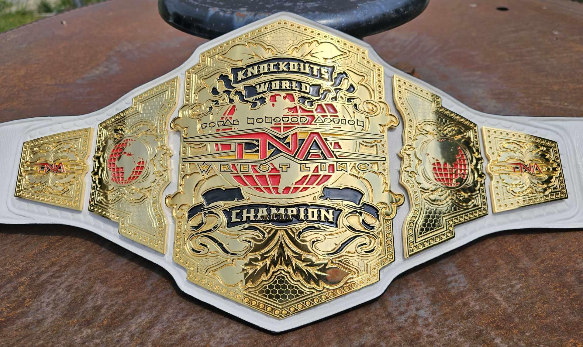 The New TNA Knockouts Championship belt r/SquaredCircle