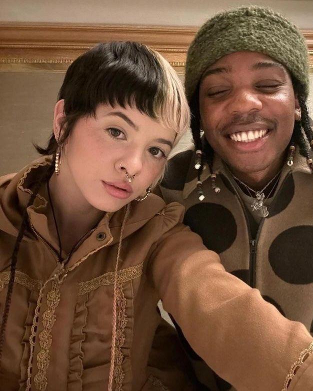 Melanie and Verde look so cute together! r/MelanieMartinez