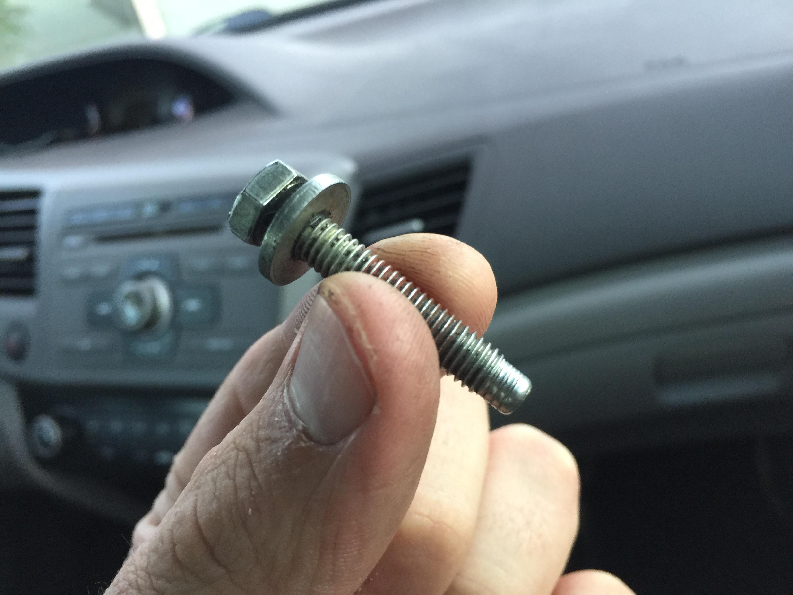 Intake bolt snapped. r/MechanicAdvice