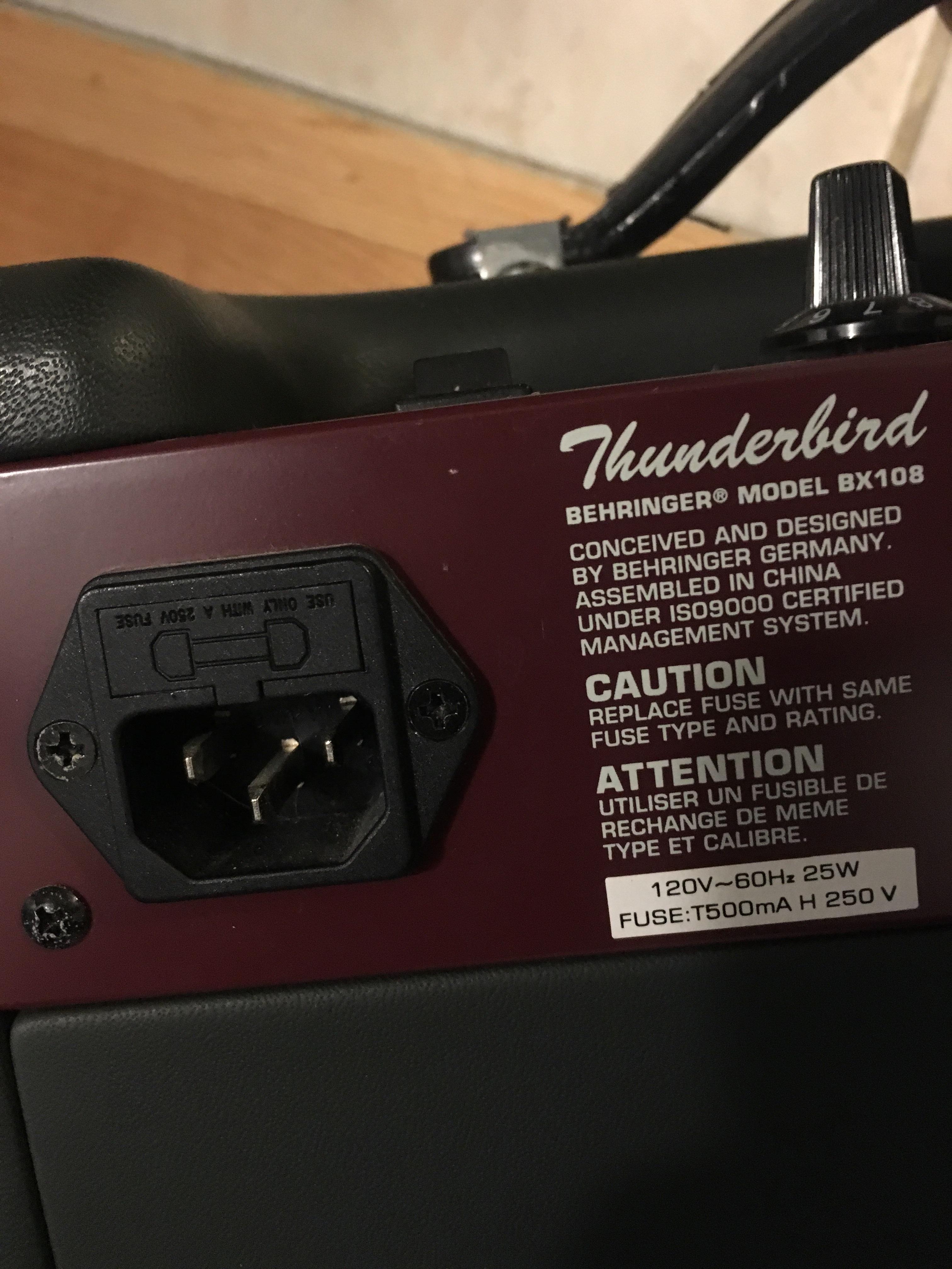 What kind of power cord do I need here? r/GuitarAmps