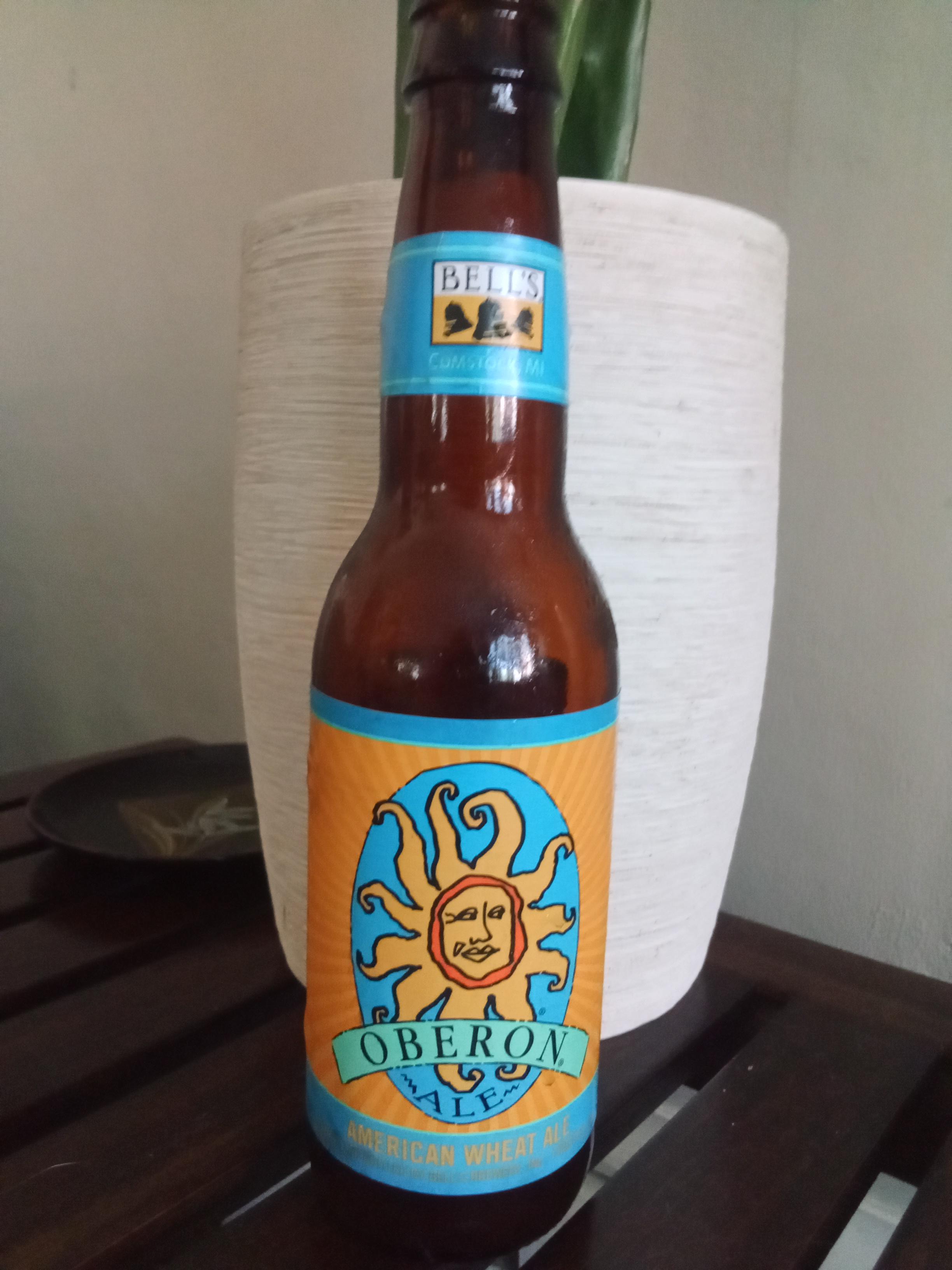 Oberon American Wheat Ale r/beerreviews