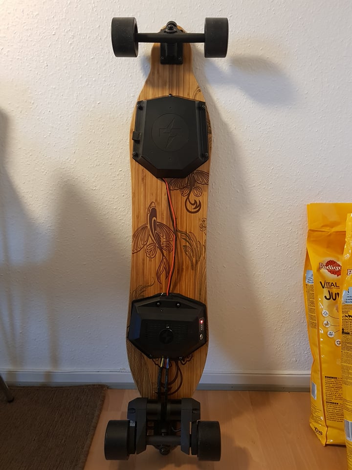 Loaded Vanguard X DiyEboard. ElectricSkateboarding