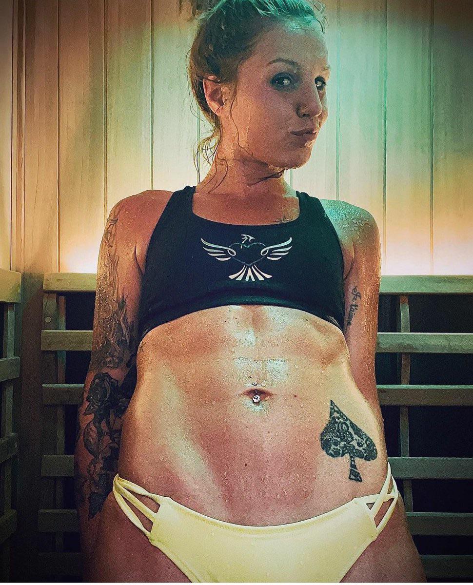 Britain Hart 🙃 : mmababes