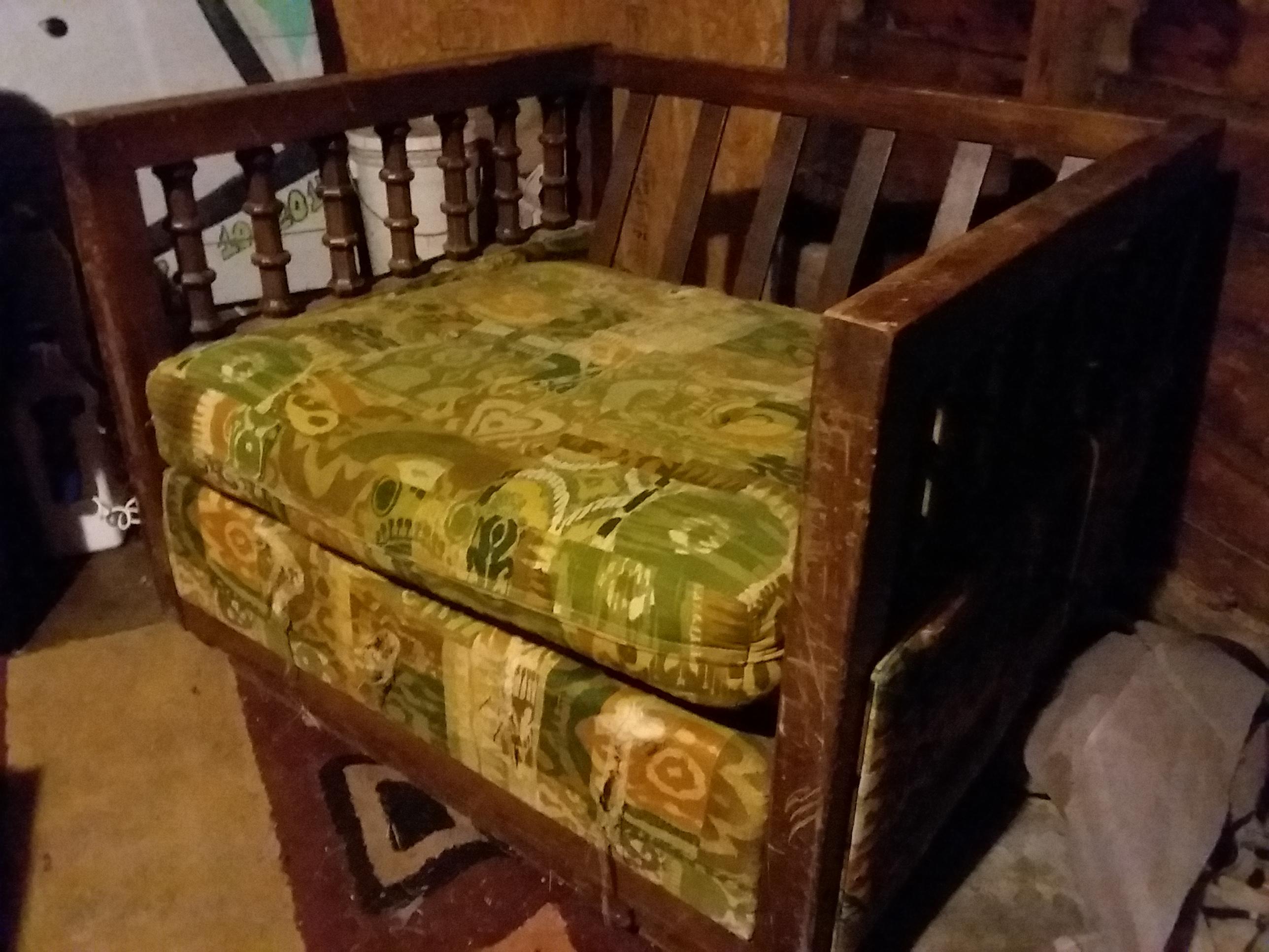 My wonderful 60s style lounge chairs! Or are they? Seriously... idk