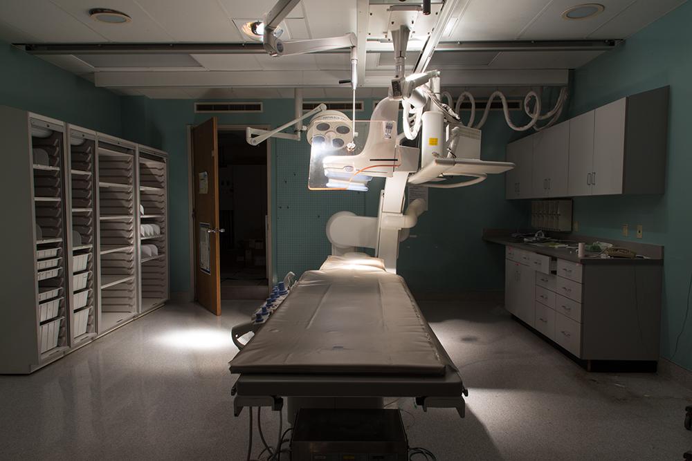 Expensive Medical Equipment Left Behind r/urbanexploration