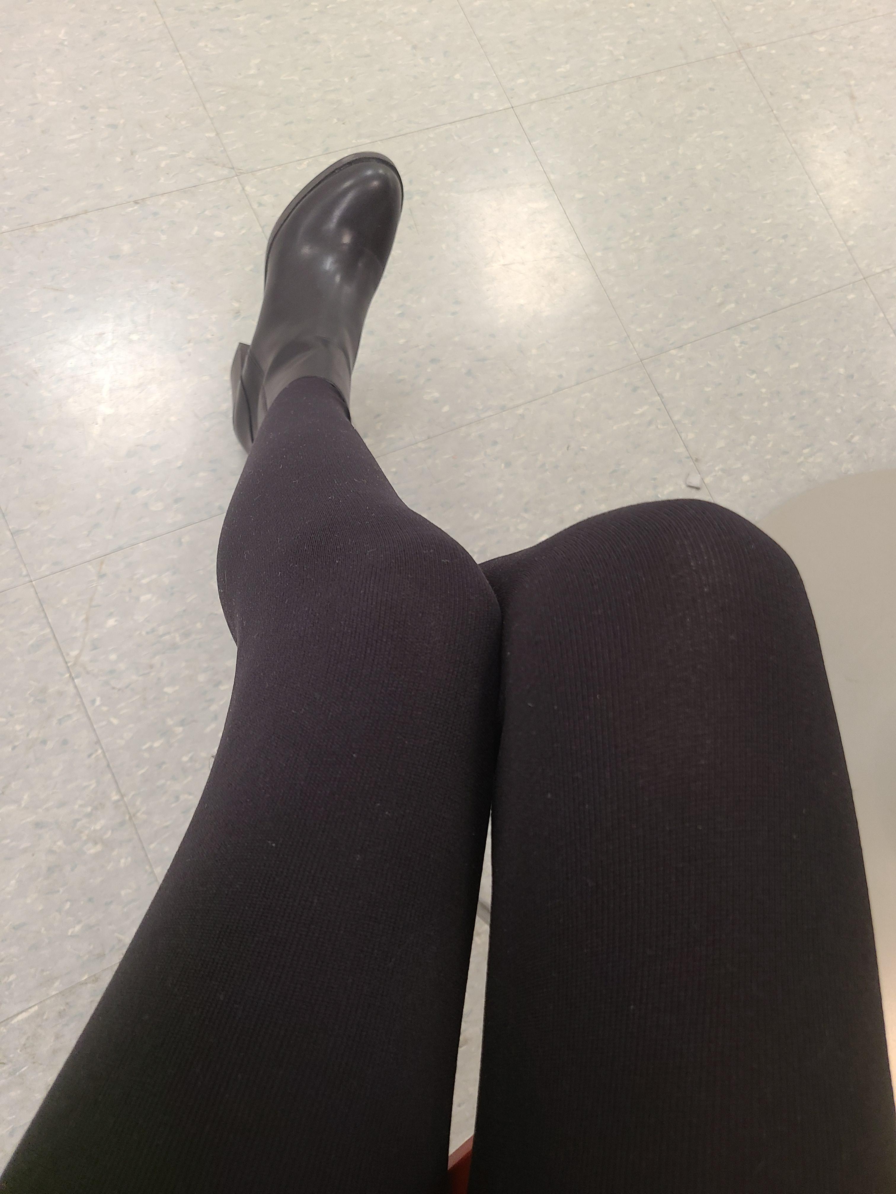 Another nylon babe Nylons4ever Pantyhose girls