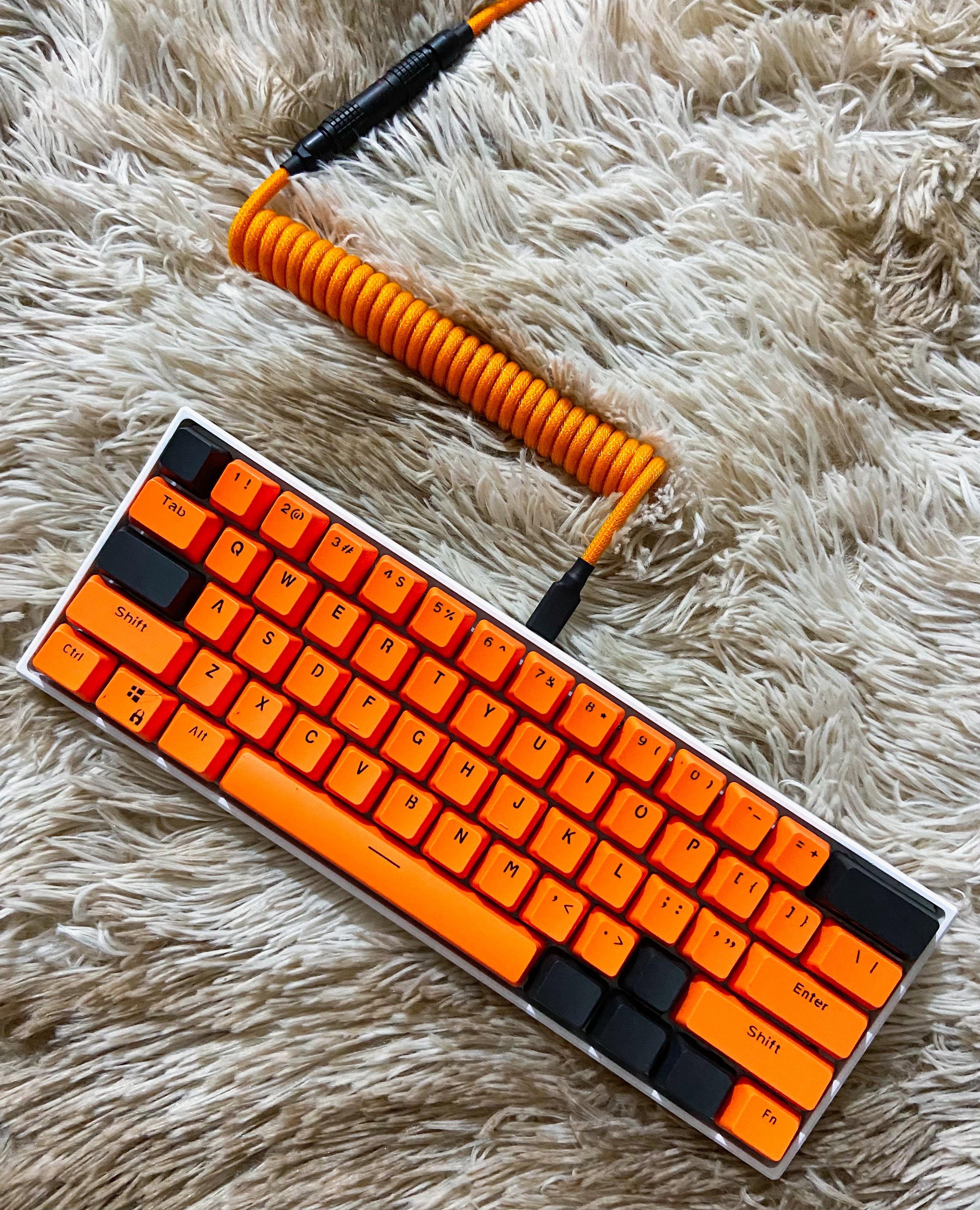 Improved my first build. Orange keycap set suggestions? r