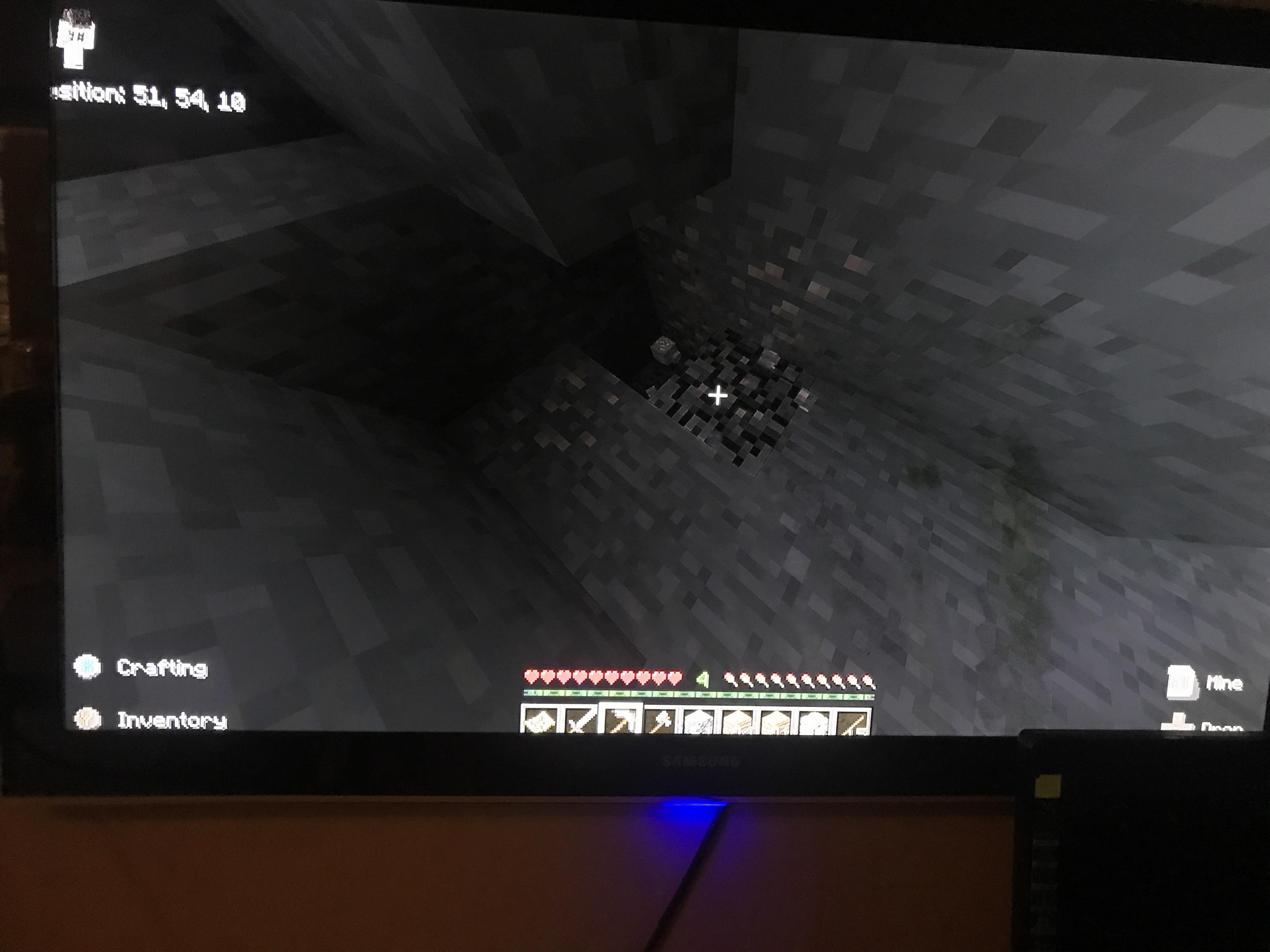 Minecraft screen on xbox is zoomed in a bit, help please? r/Minecraft