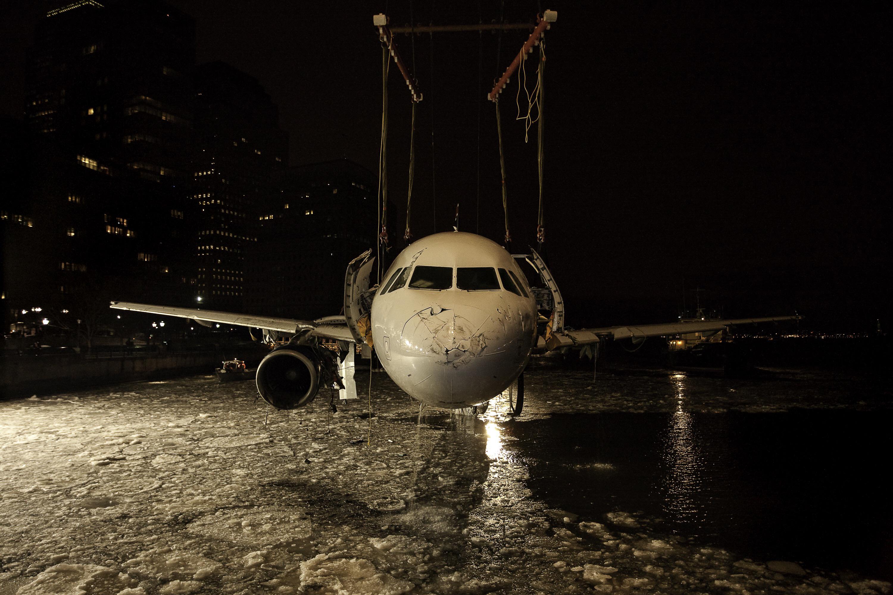US Airways Flight 1549 being lifted out of the Hudson