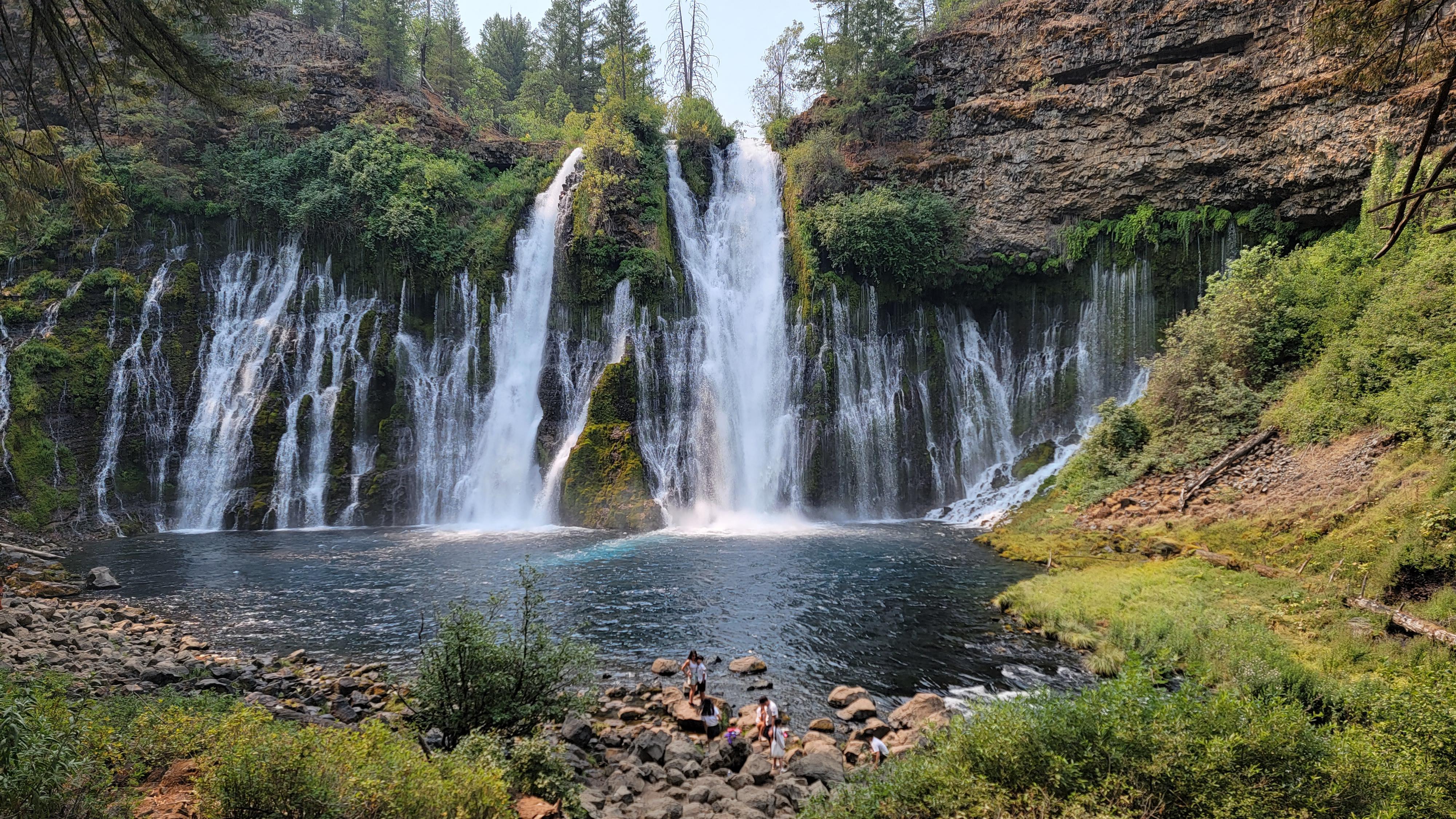 Burney Falls, CA [OC] [4000x2252] r/EarthPorn
