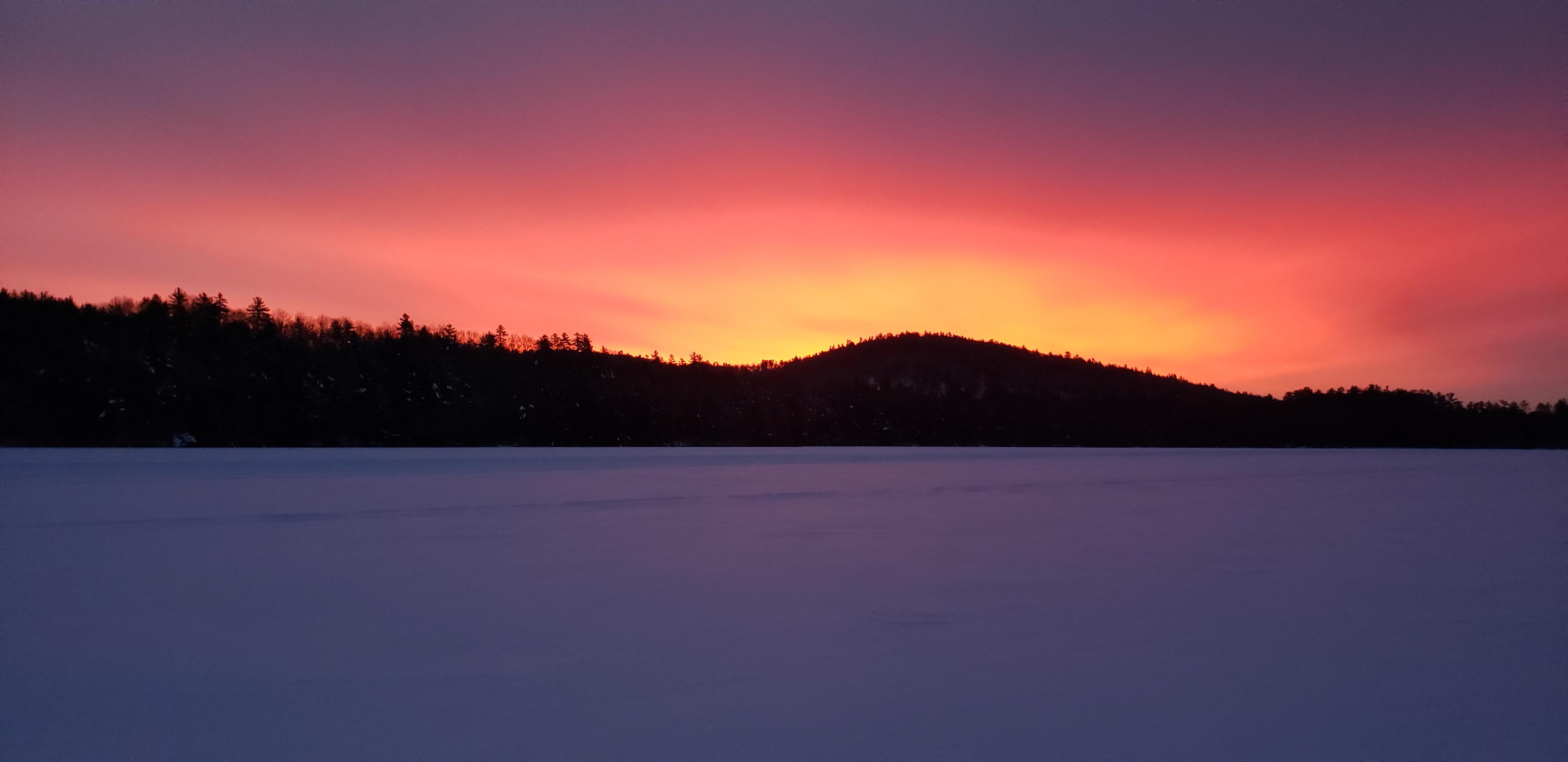 Sunrise on long pond Parsonsfield Maine r/Maine