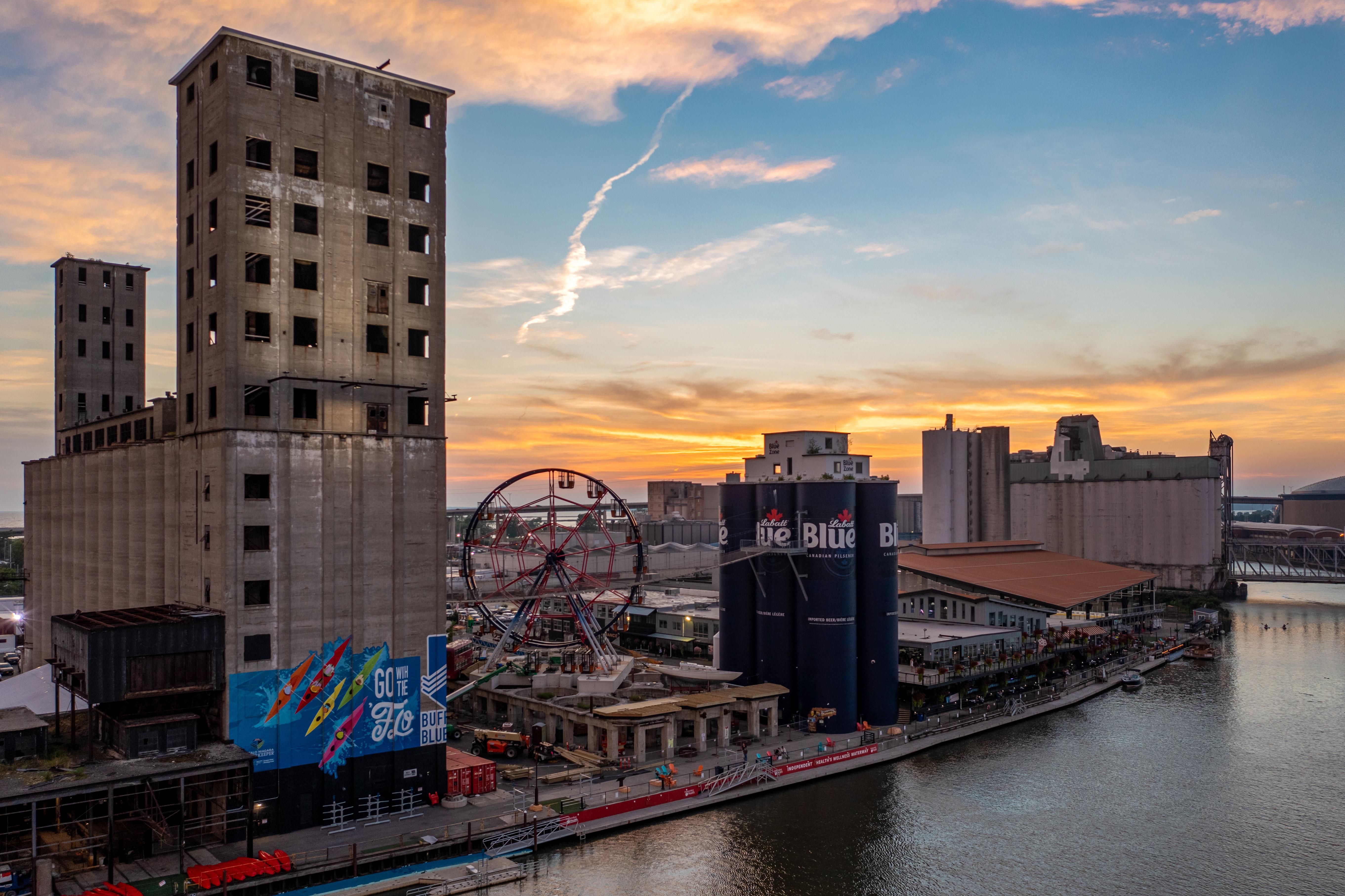 The Riverworks Ferris wheel at sunset, as is tradition. r/Buffalo