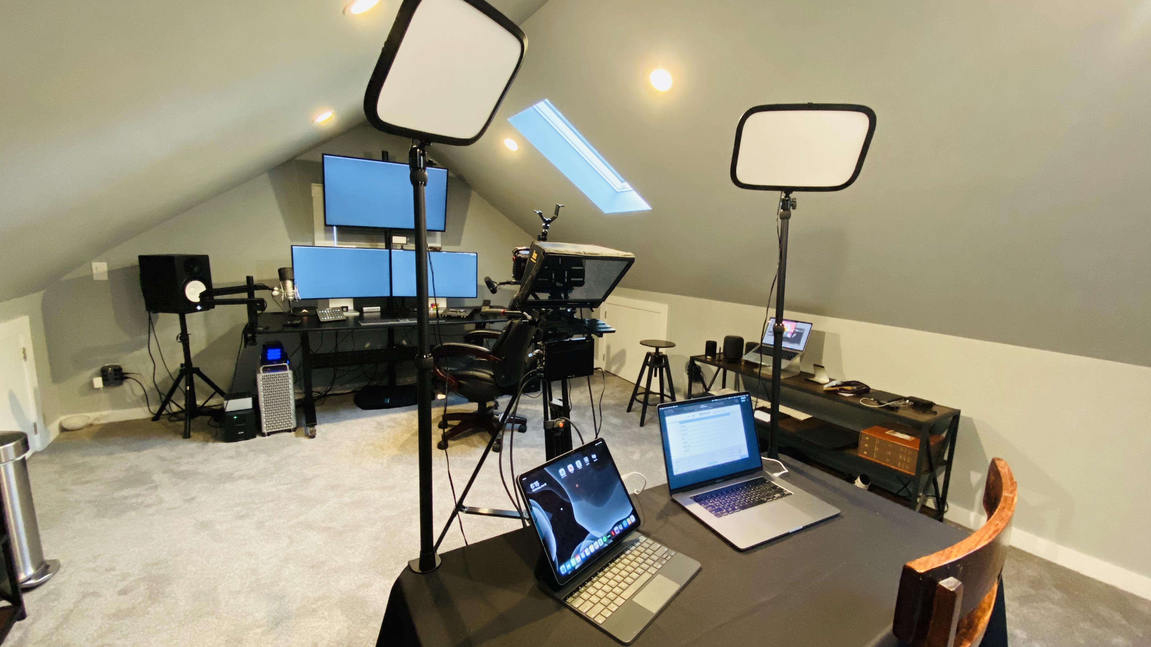 New Studio Mac Setup r/macsetups