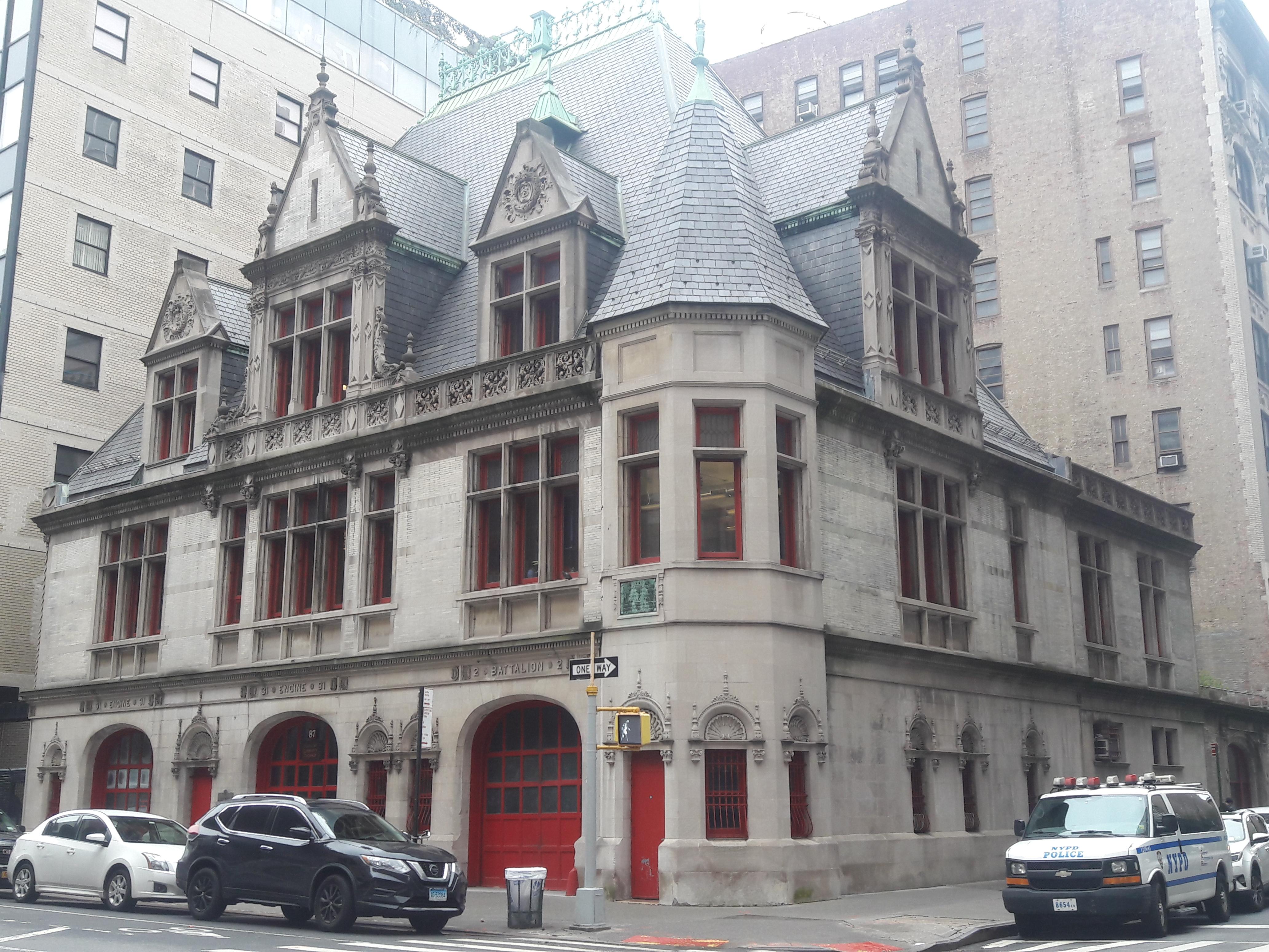Is this best looking firehouse in the city? (Chinatown) r/nyc
