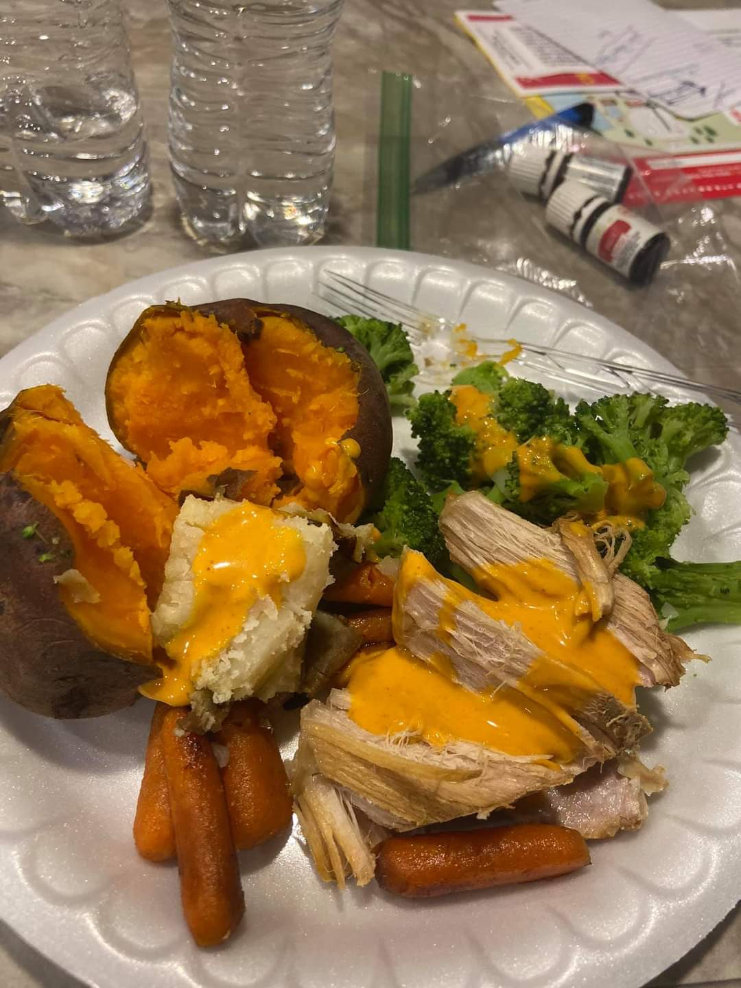 Going to need a lot more cheese sauce to choke thay turkey down r