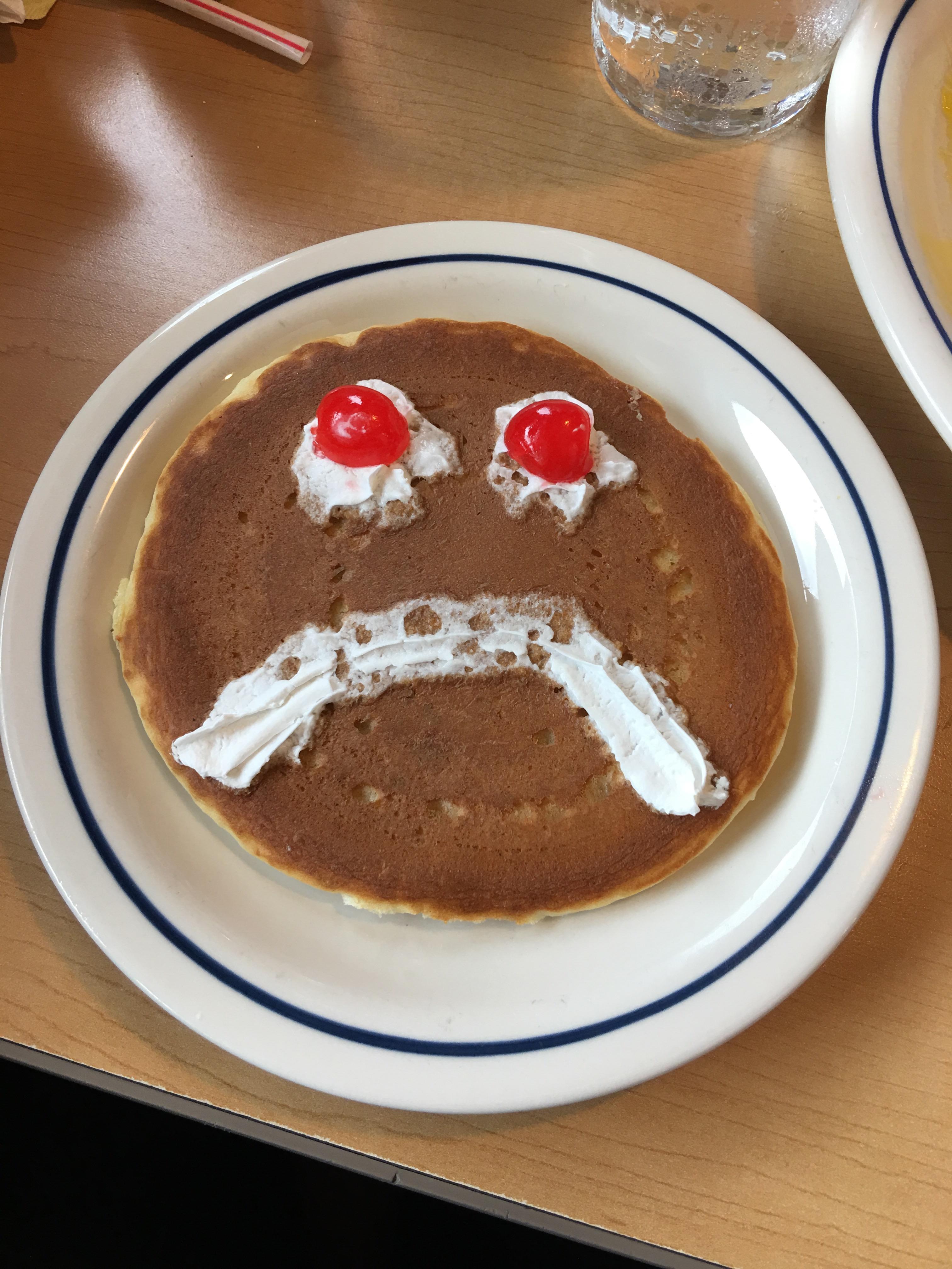 Ordered a sad face pancake r/funny