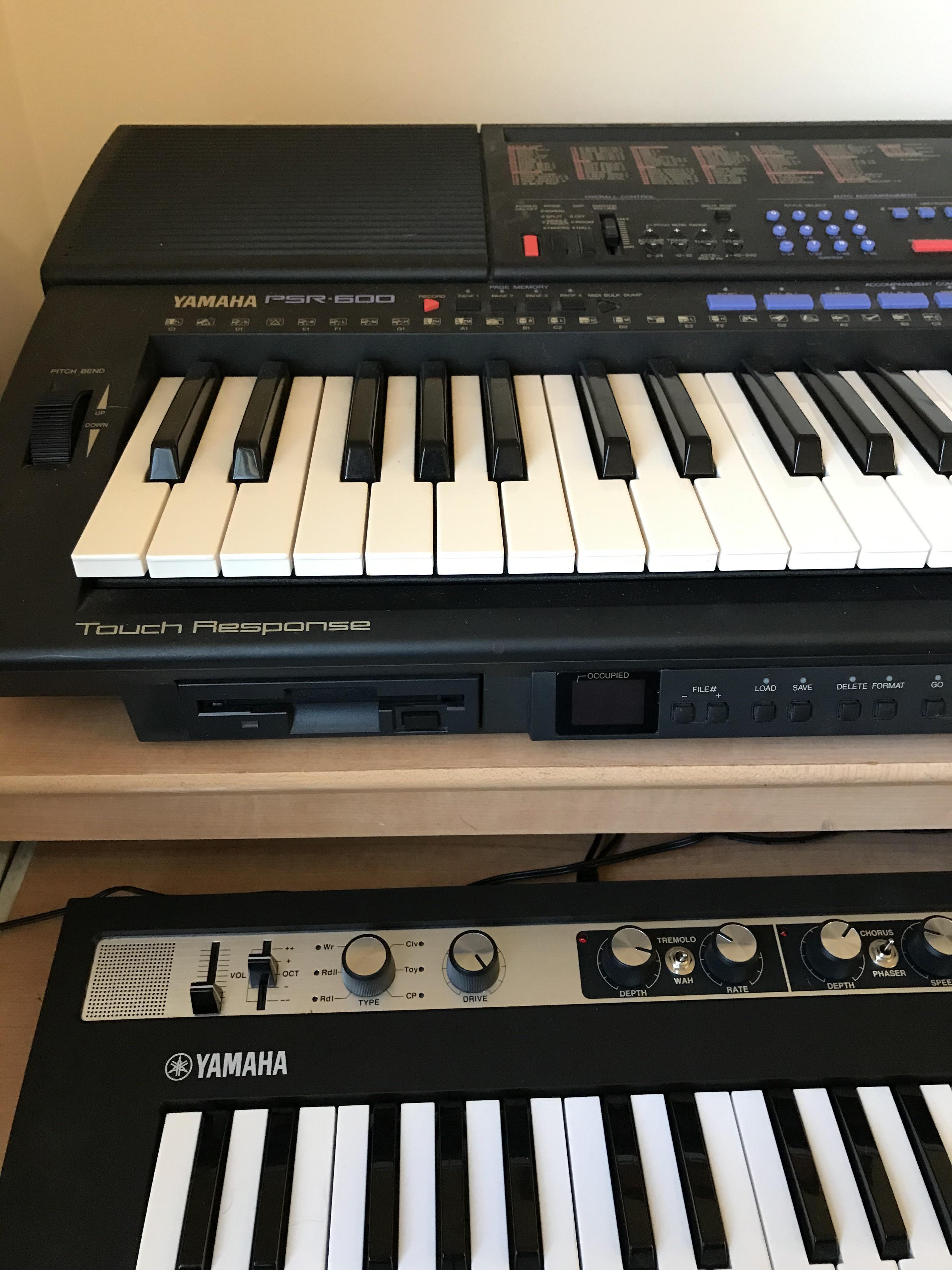 Thrift store Yamaha PSR 600 to give me full range on my new reface CP