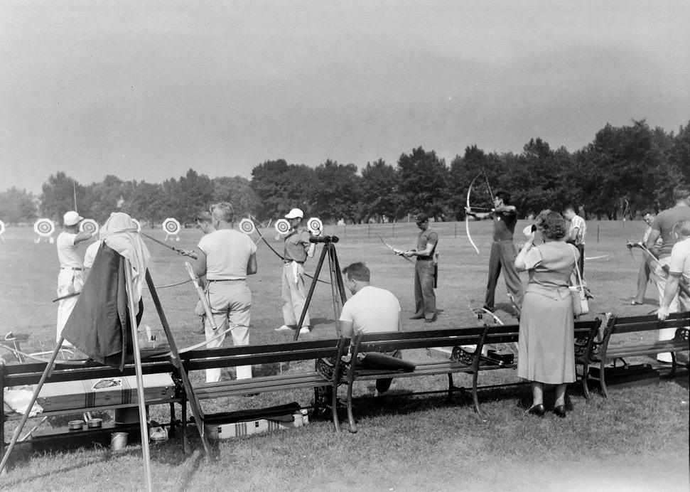 Archery Lincoln Park Jersey City, New Jersey 1952 r/TheWayWeWere