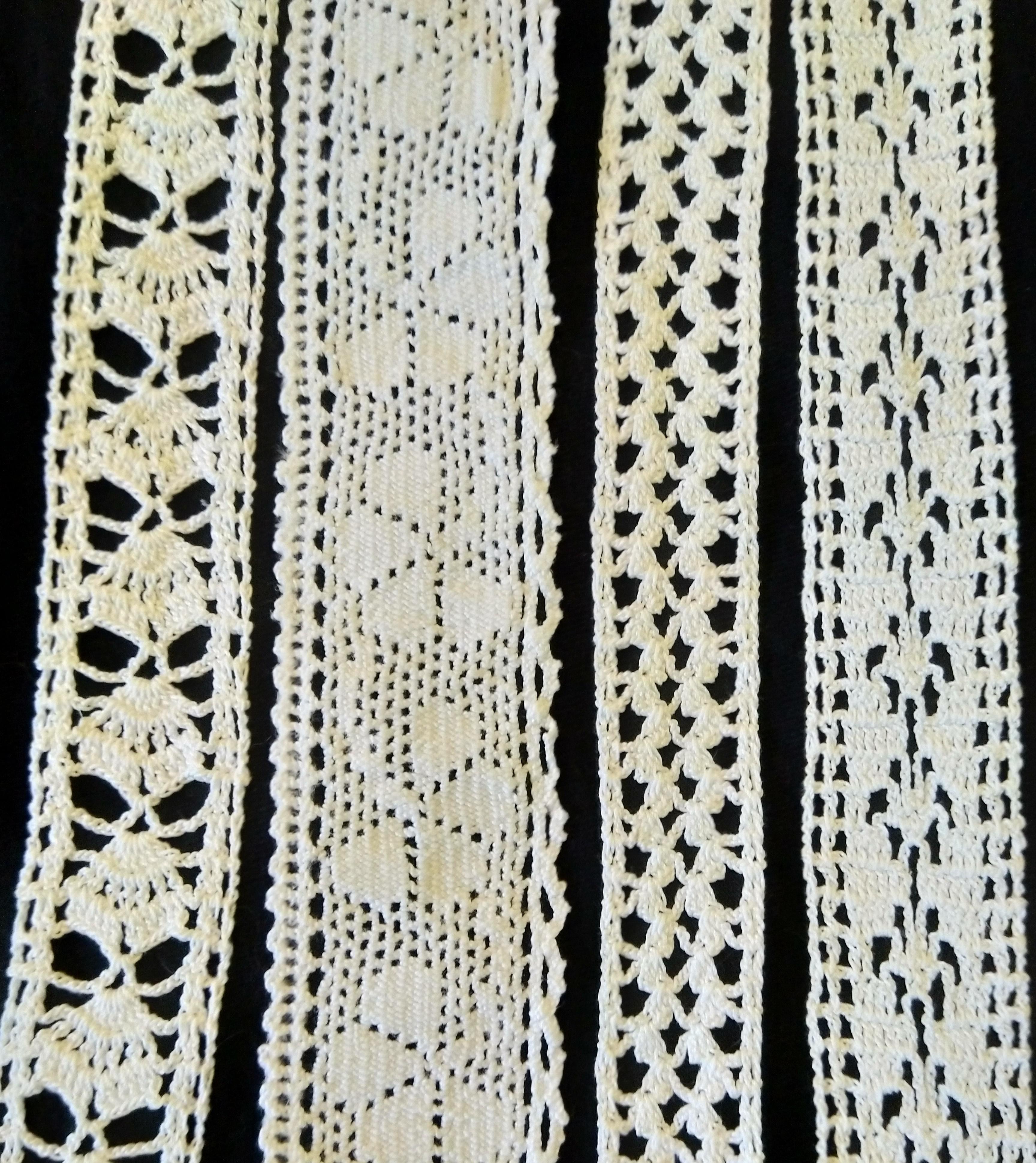 I just wanted to show these crochet laces made by my great grandmother