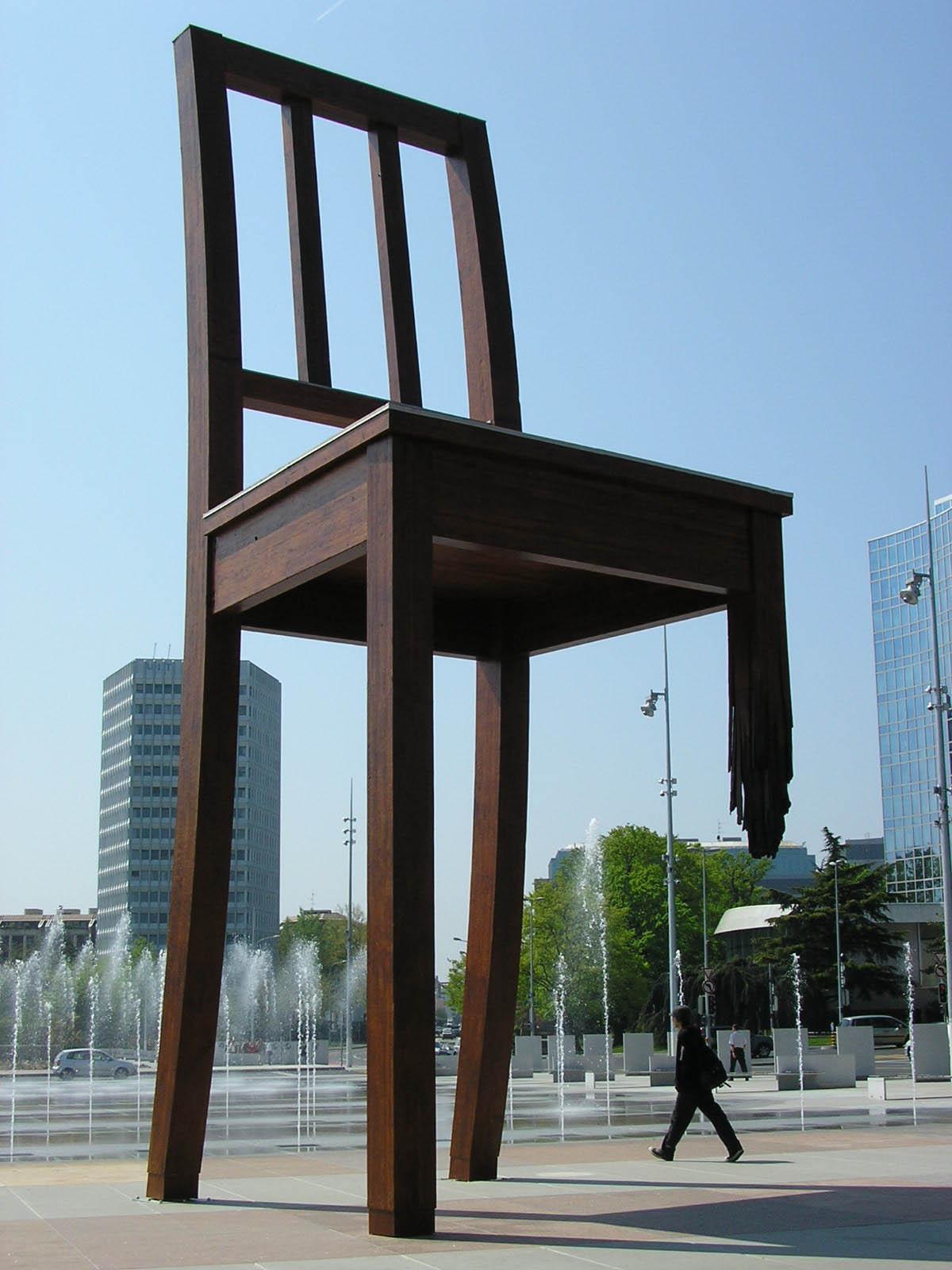 'Broken Chair' sculpture, plaza at the Palace of Nations (UN complex) in Geneva. It symbolizes