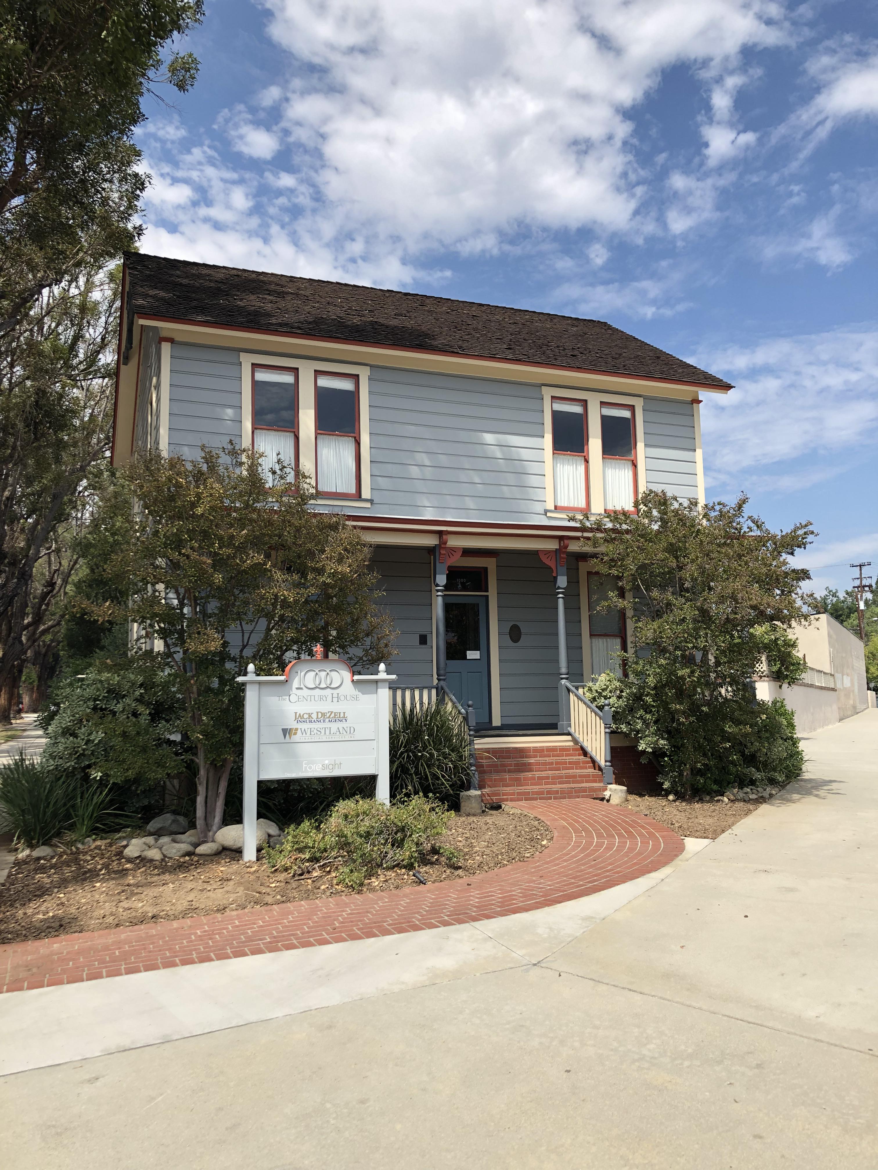 Was driving around Pasadena CA and decided to drop by the original