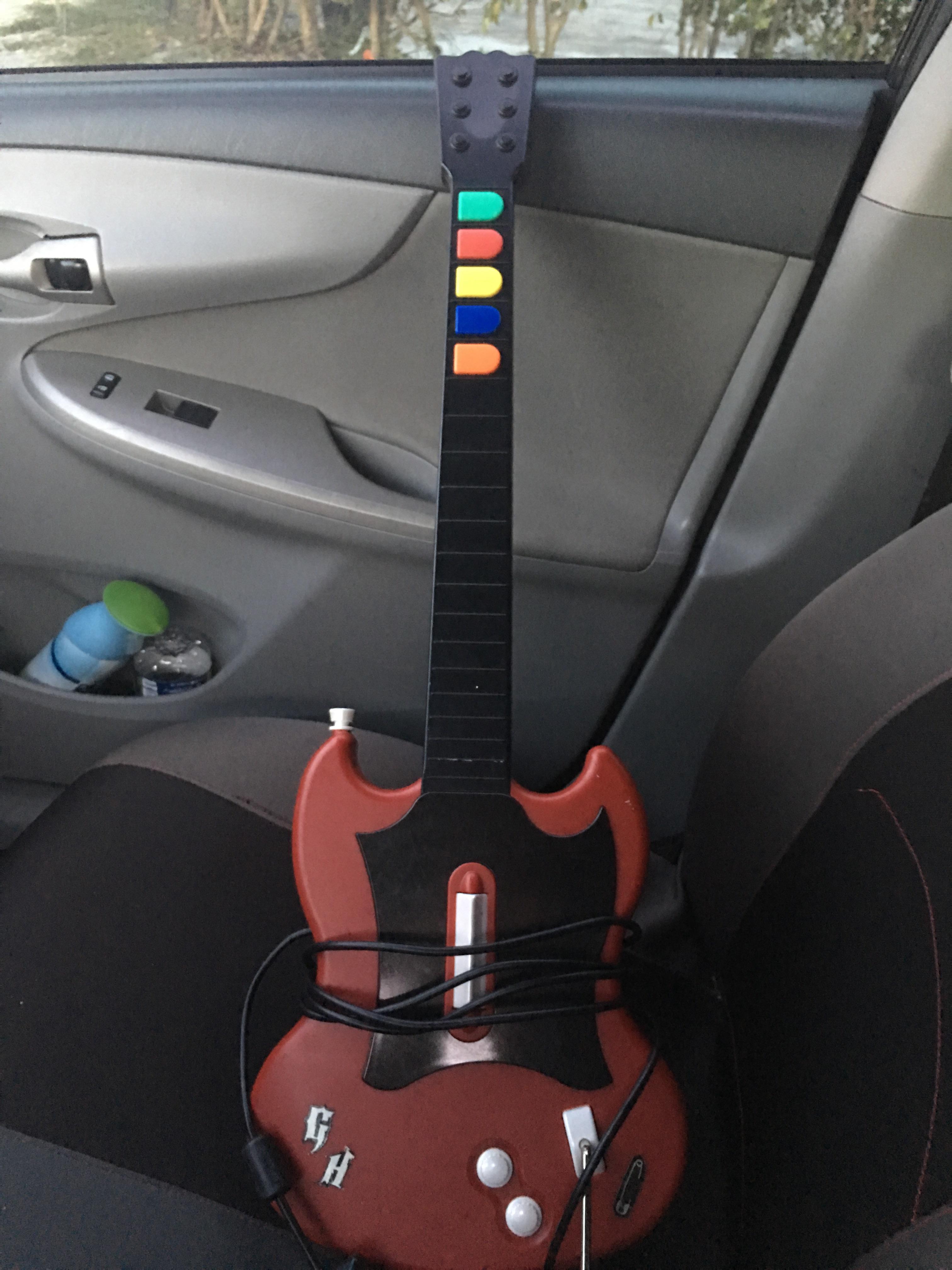 goodwill pickup for 4 yesss r/GuitarHero