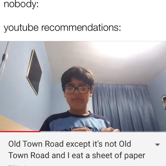 i thought he was blue shirt kid at first r/memes