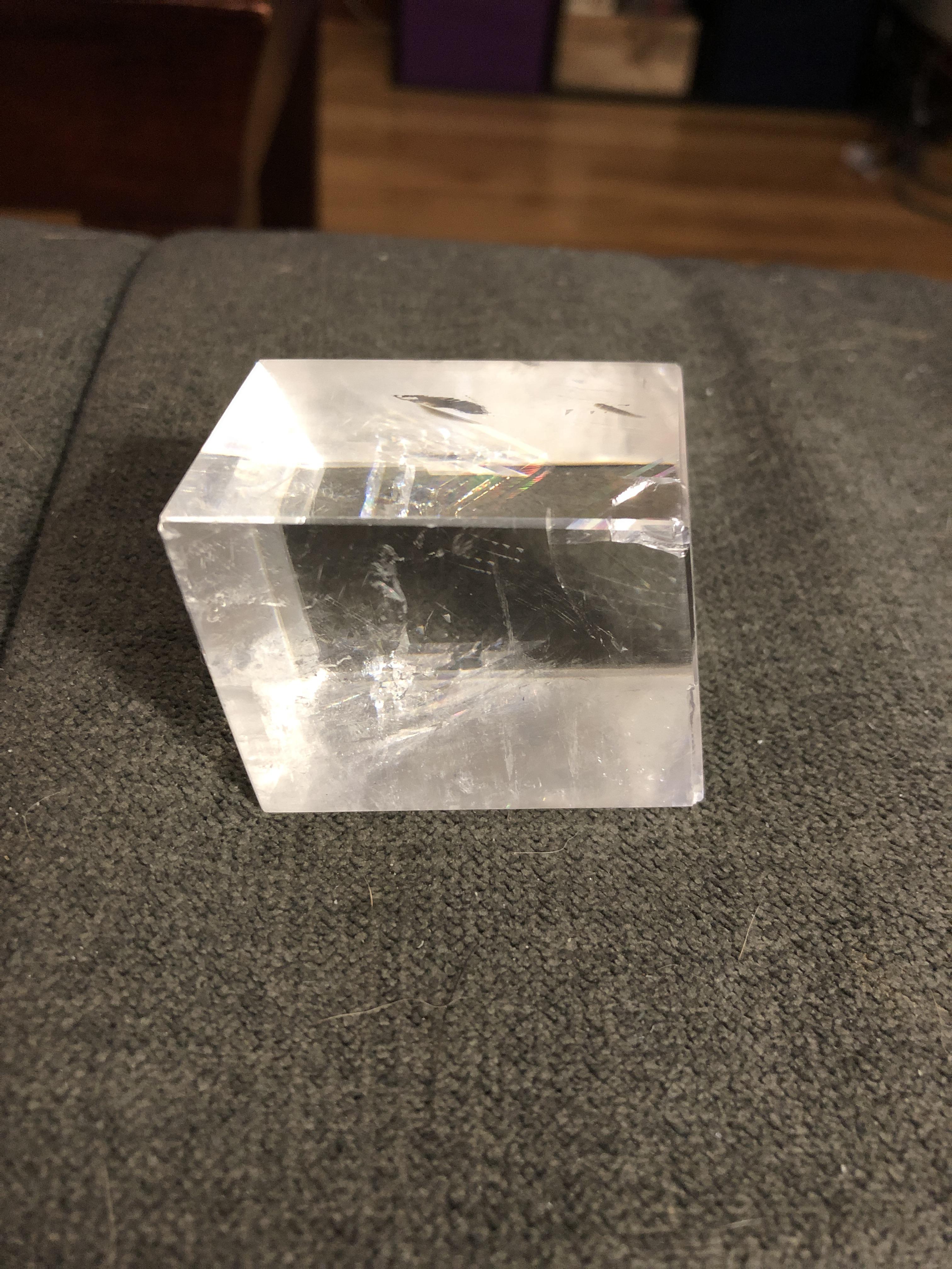 Brand new piece of optical Calcite, also called an ‘Iceland Spar