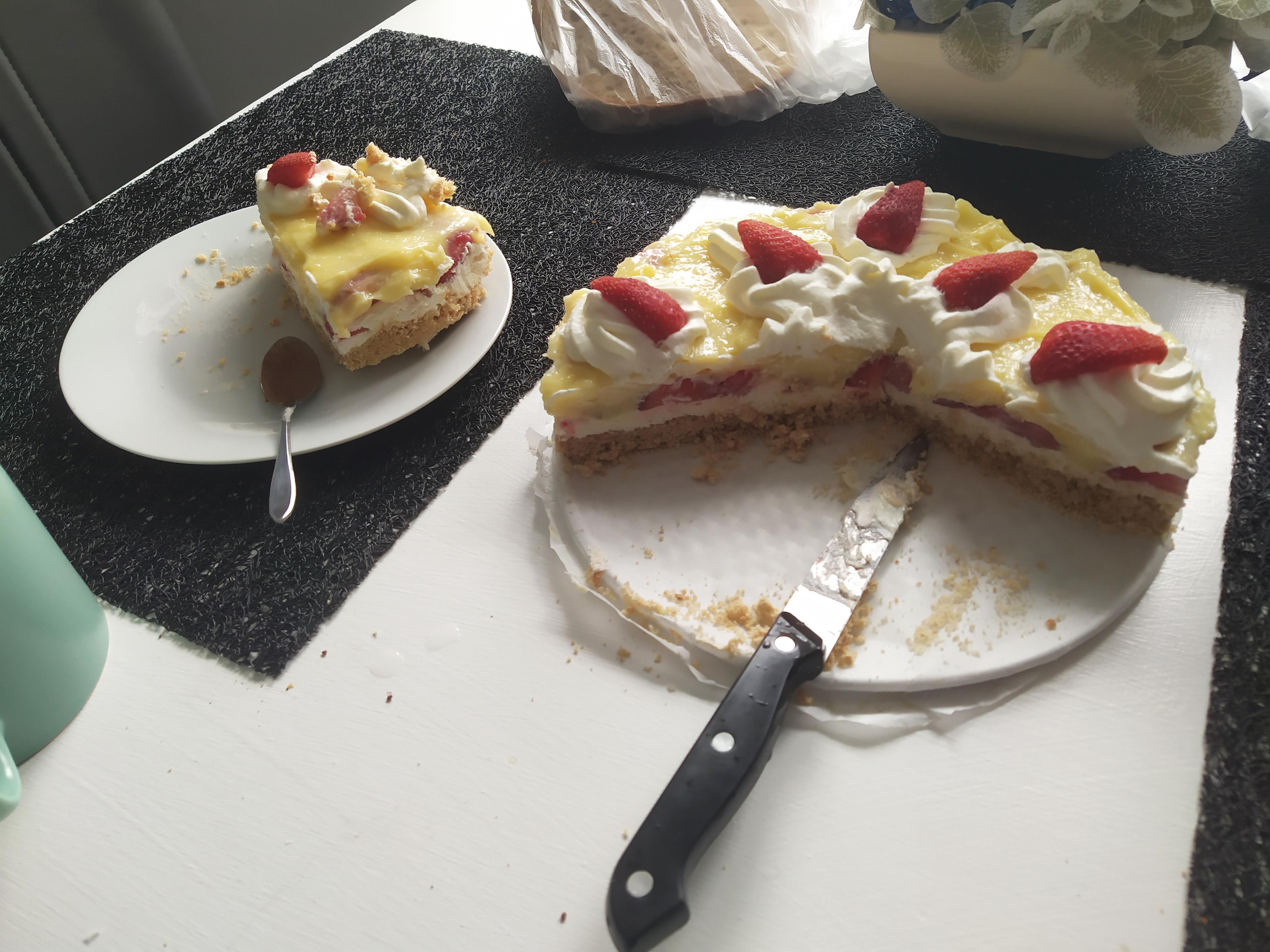 My girlfriend is a DMC nerd so I made her a『Berried Delight』! It didn't